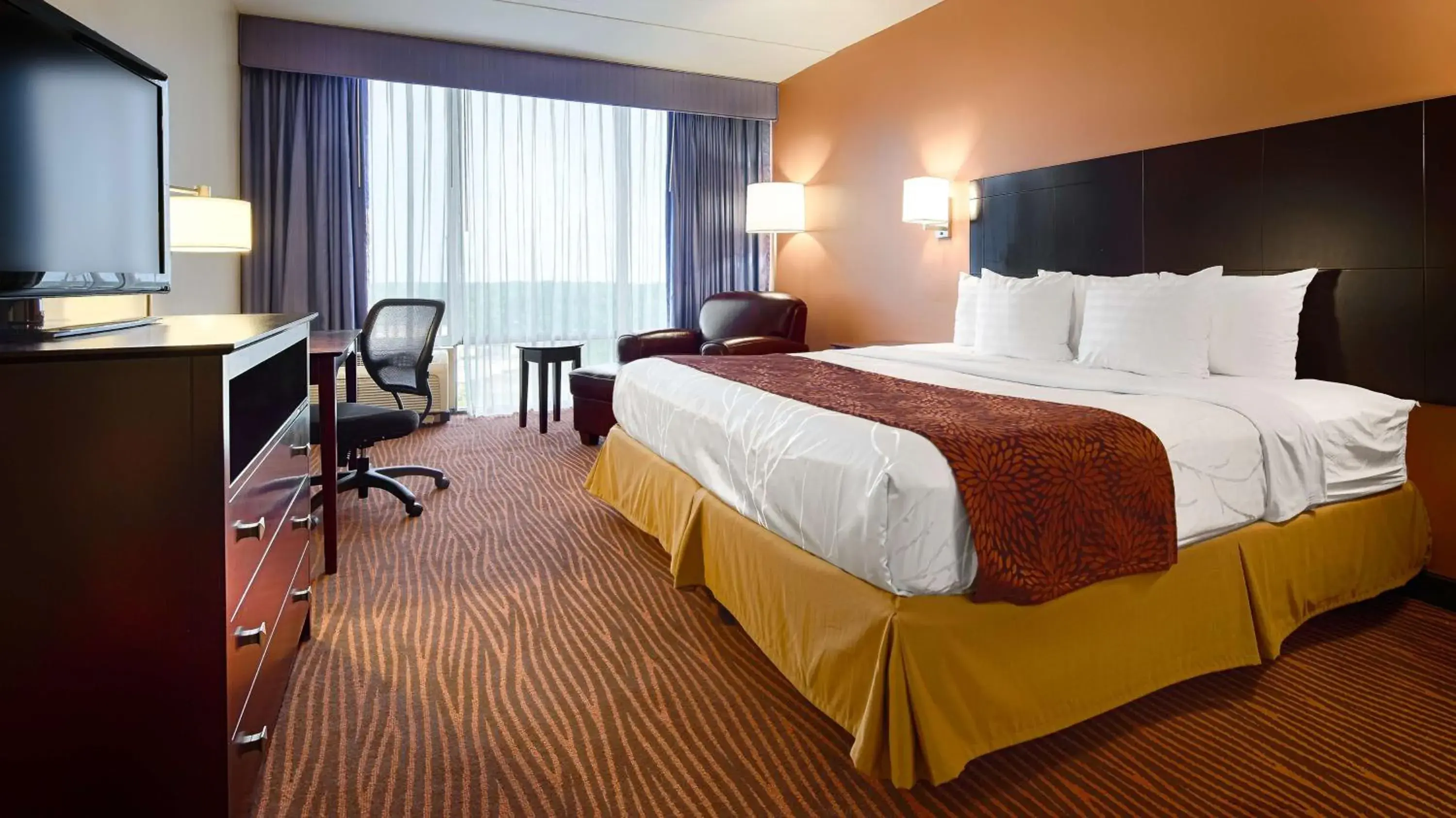 King Room - Disability Access in Best Western Executive Hotel New Haven-West Haven King Room - Disability Access in Best Western Executive Hotel New Haven-West Haven
