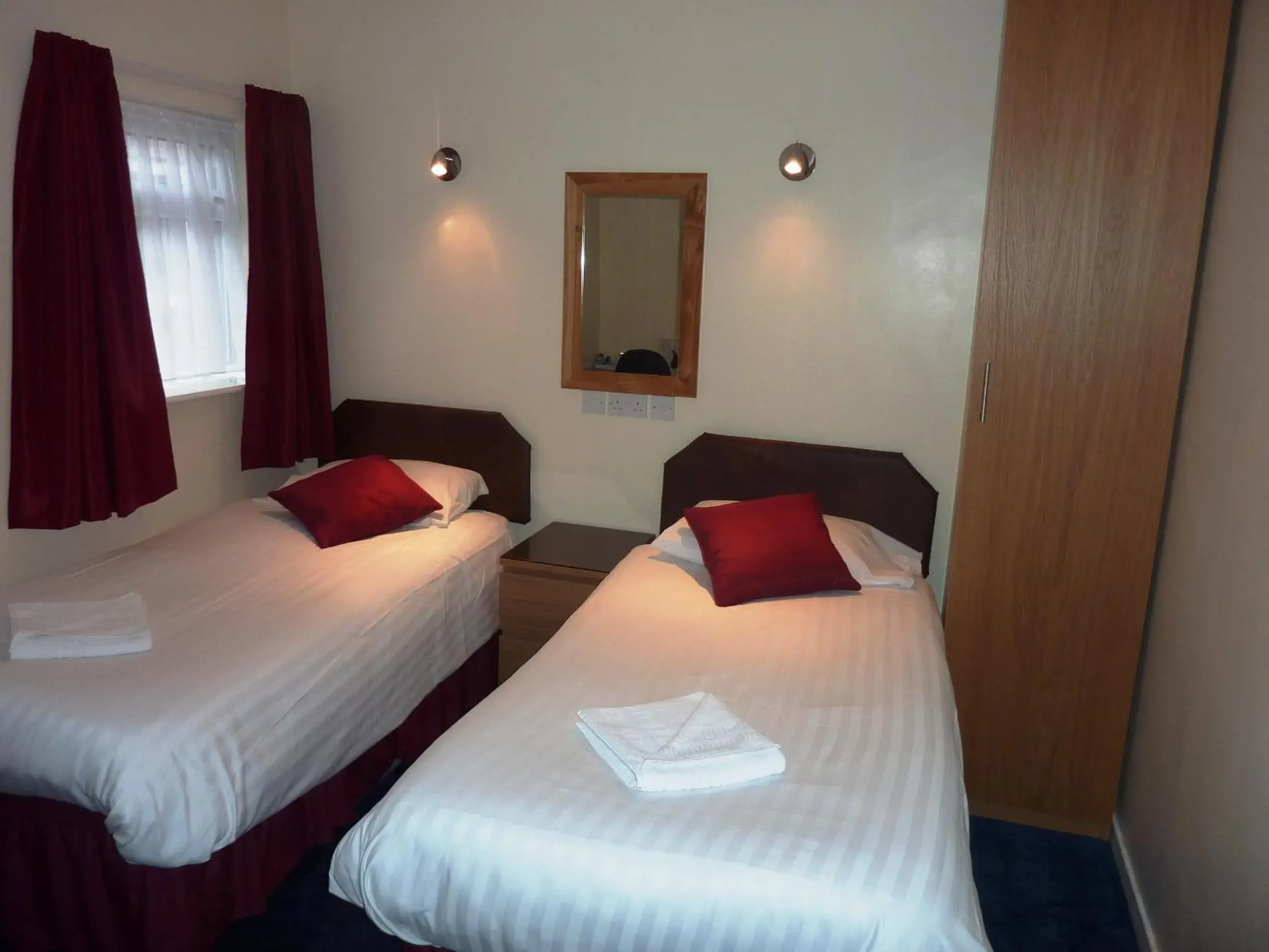 Twin Room in The Mercury Twin Room in The Mercury