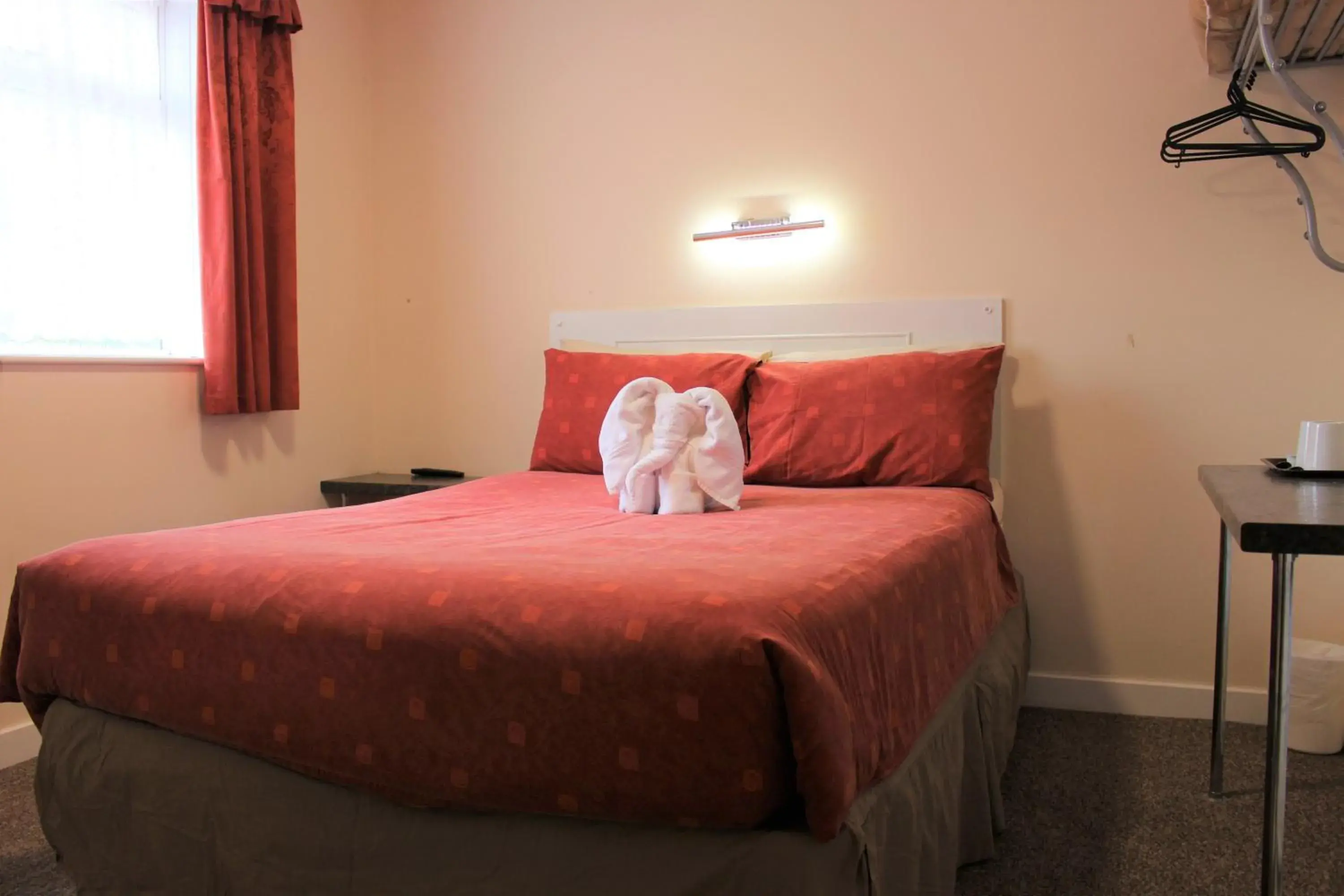 Double Room with Shared Toilet in The Rollason Hotel Double Room with Shared Toilet in The Rollason Hotel