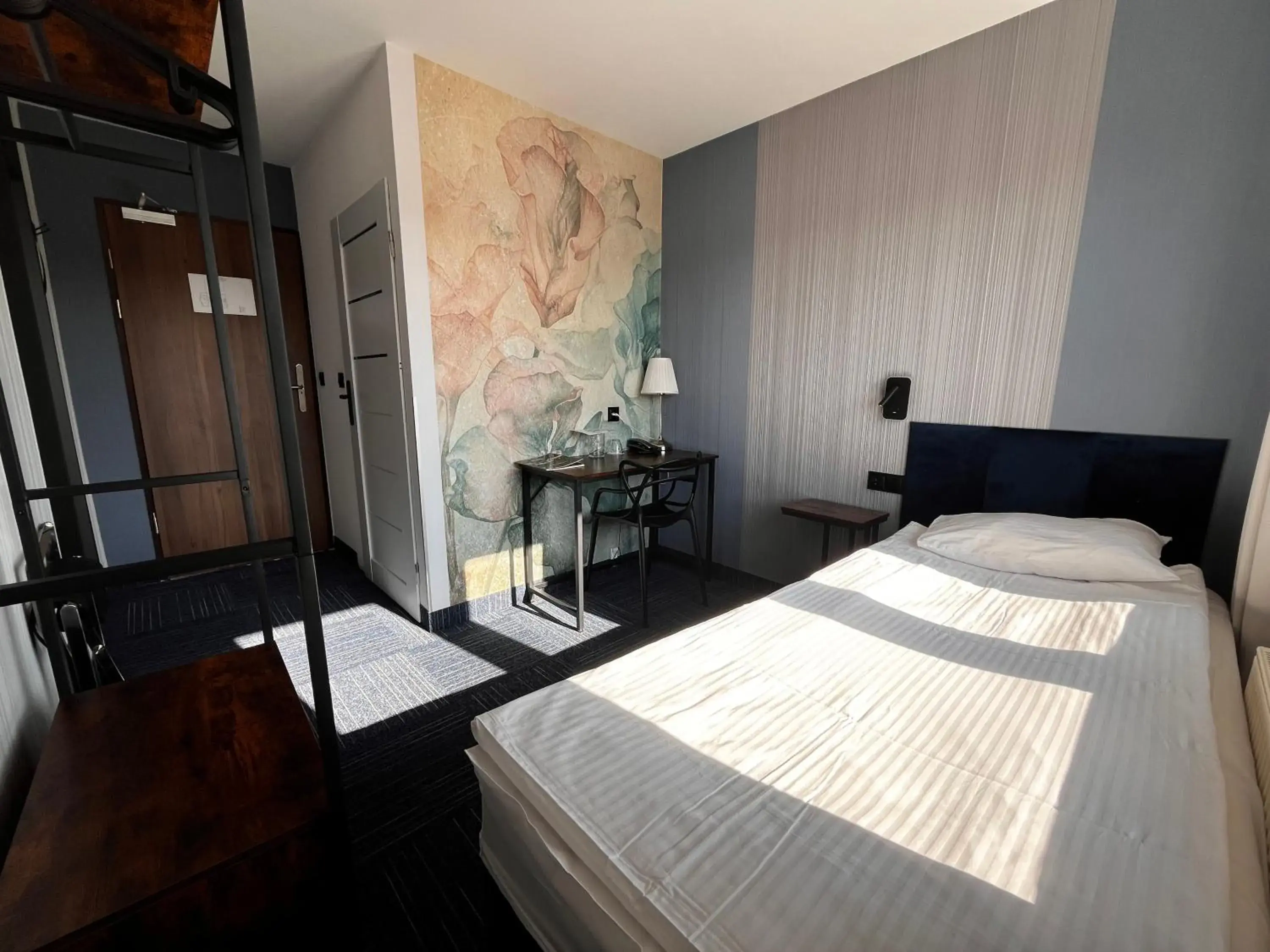 Single Room in Hotel Marta Single Room in Hotel Marta