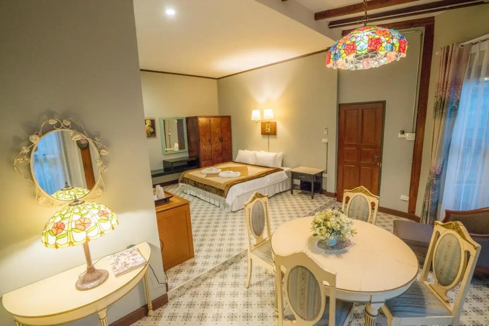 Four-Bedroom House in Ban Mai Vintage Four-Bedroom House in Ban Mai Vintage