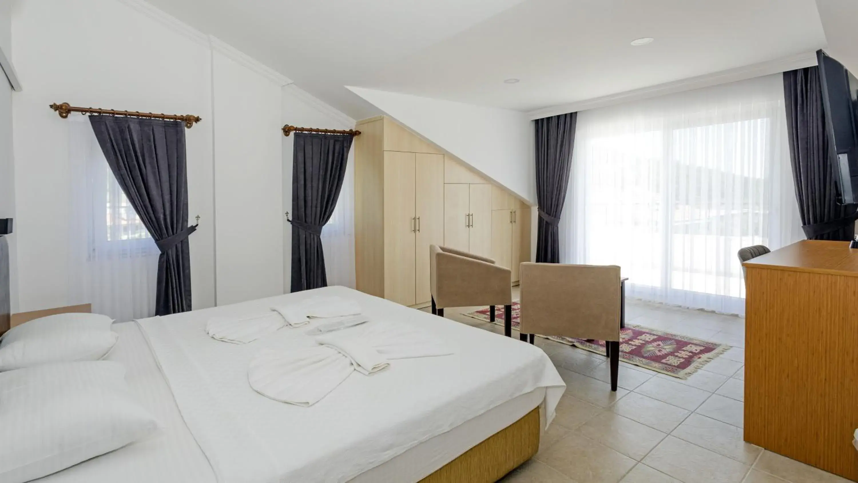 Double Room - Attic in Kerem Apart Hotel Double Room - Attic in Kerem Apart Hotel