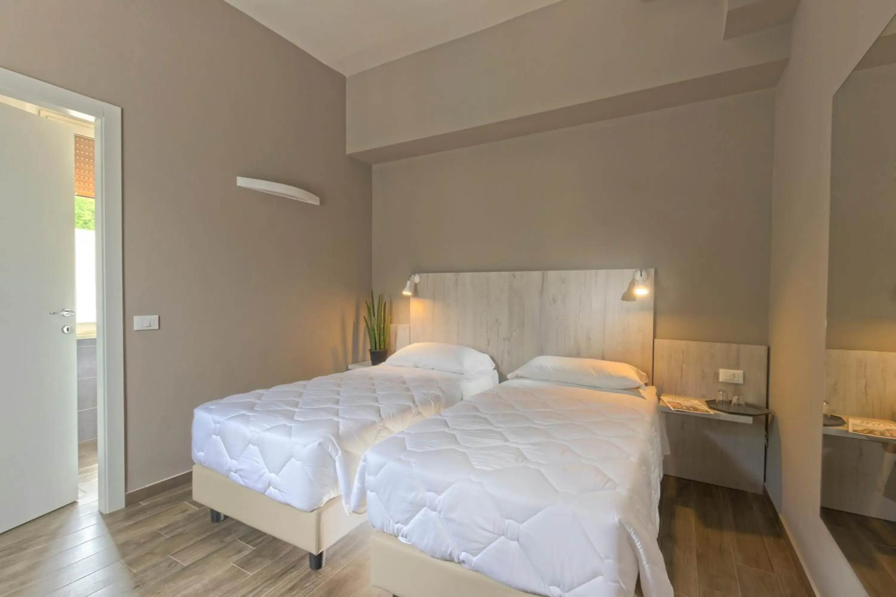 Standard Double or Twin Room in Hotel Terme di Frasassi Standard Double or Twin Room in Hotel Terme di Frasassi