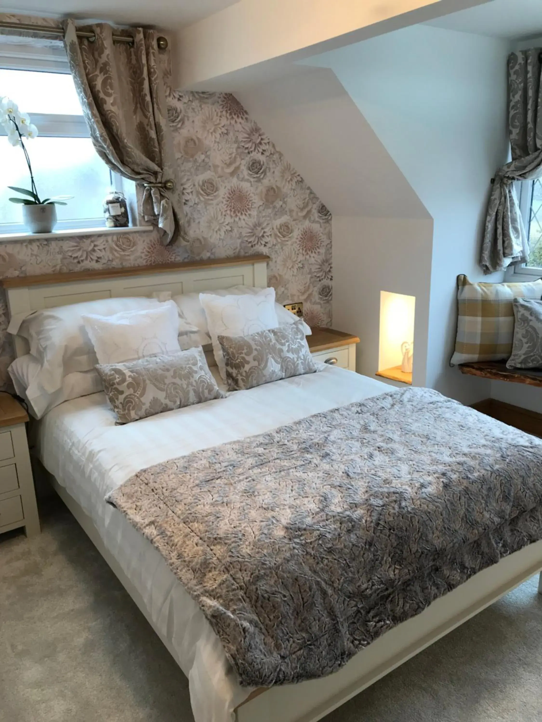 Deluxe Double Room with Sea View in Lon y Traeth Bed & Breakfast Deluxe Double Room with Sea View in Lon y Traeth Bed & Breakfast