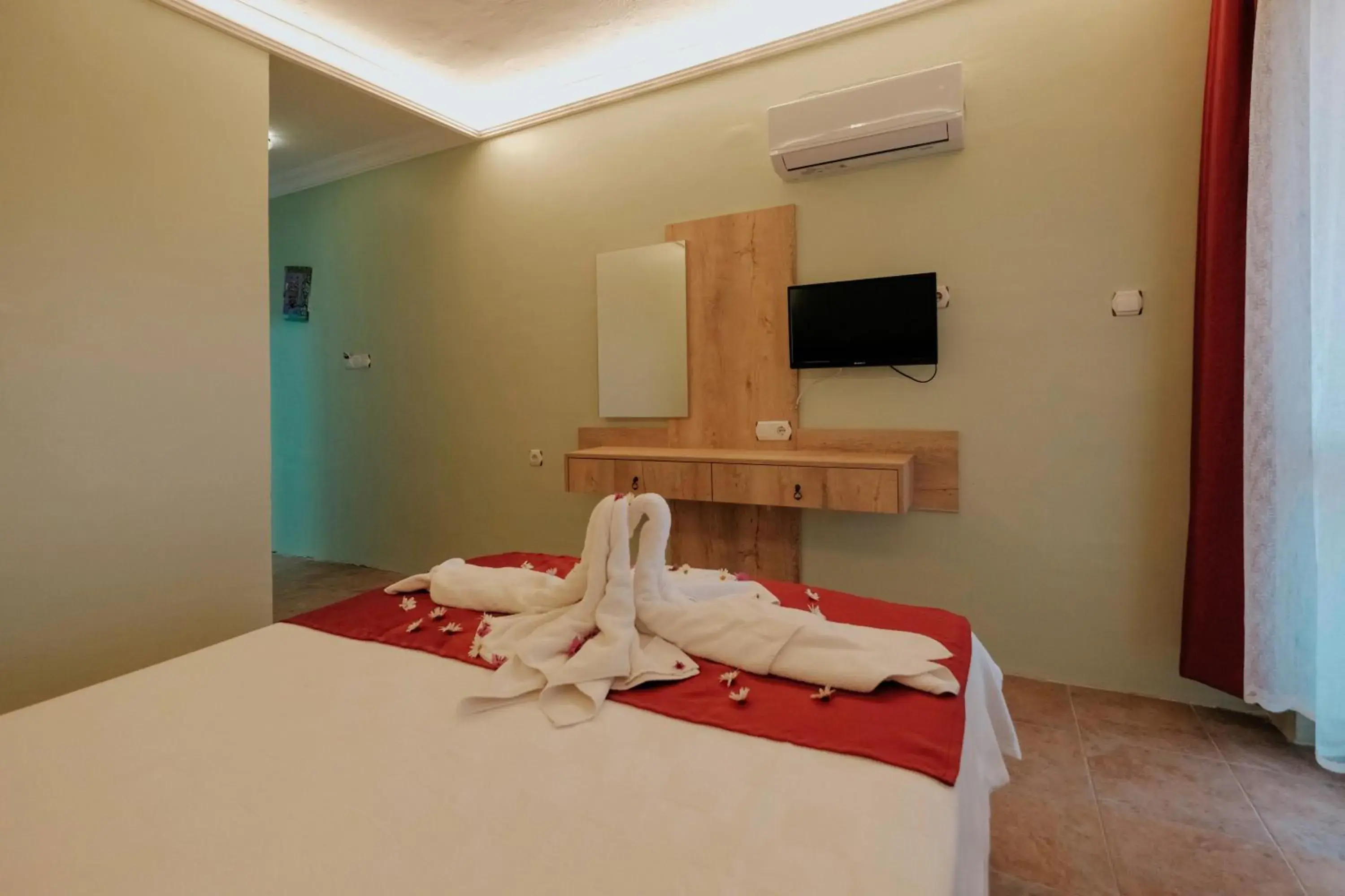 Standard Double or Twin Room in Tunacan Hotel Standard Double or Twin Room in Tunacan Hotel