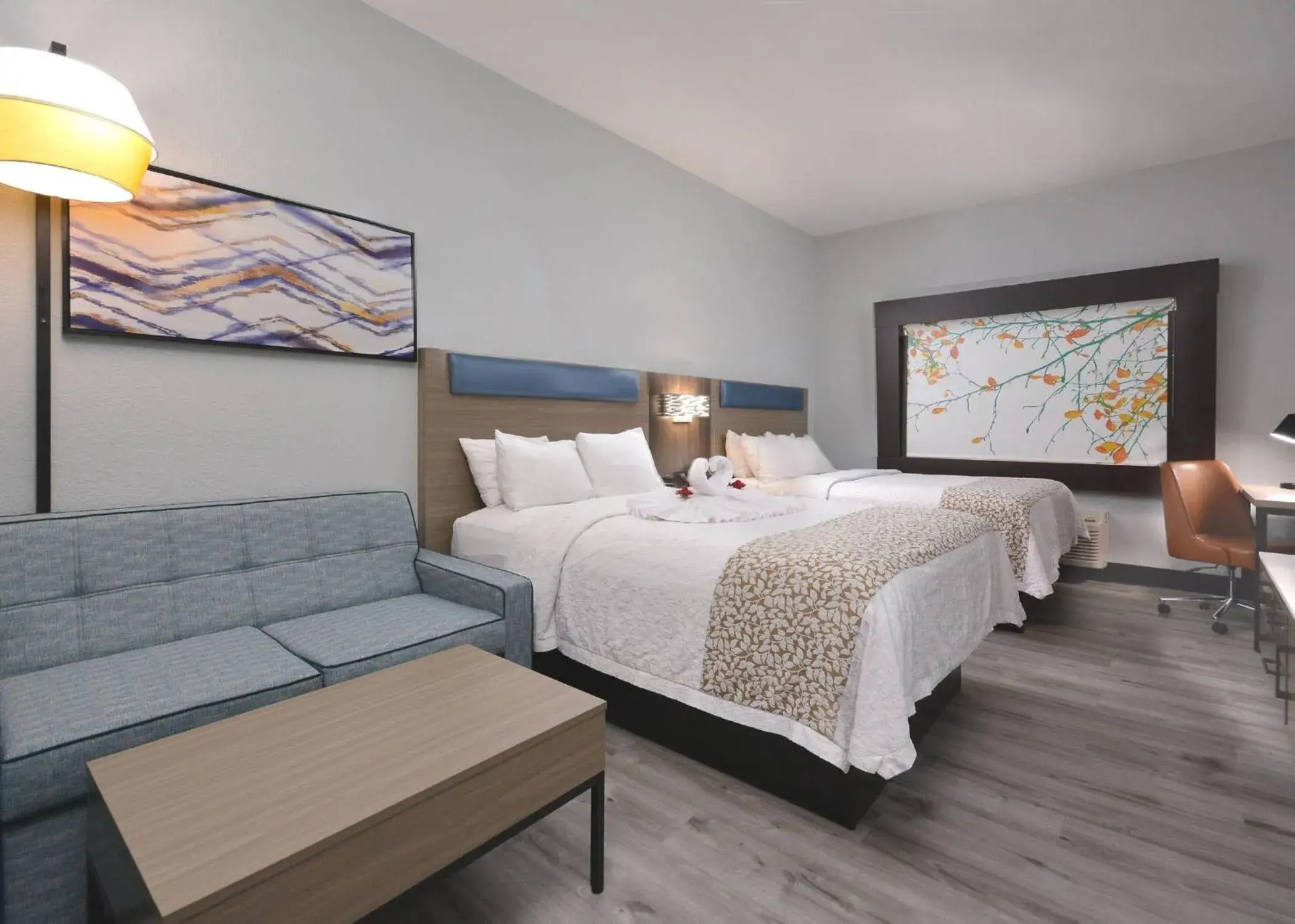 Family Room - Non-Smoking in Brookstone Lodge near Biltmore Village, an Ascend Collection Hotel Family Room - Non-Smoking in Brookstone Lodge near Biltmore Village, an Ascend Collection Hotel