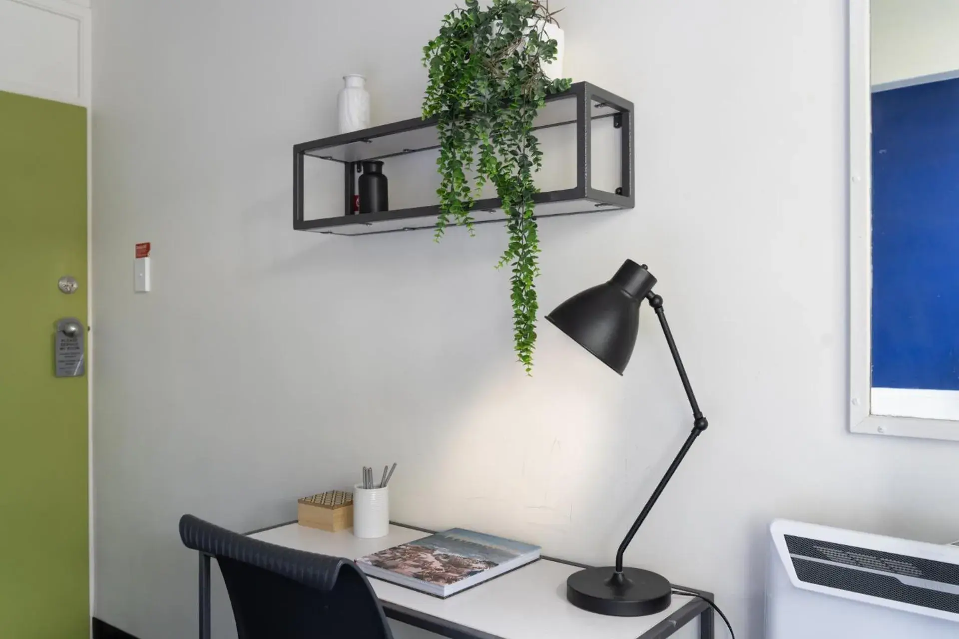 Twin Room with Shared Bathroom in YMCA Hostel Twin Room with Shared Bathroom in YMCA Hostel