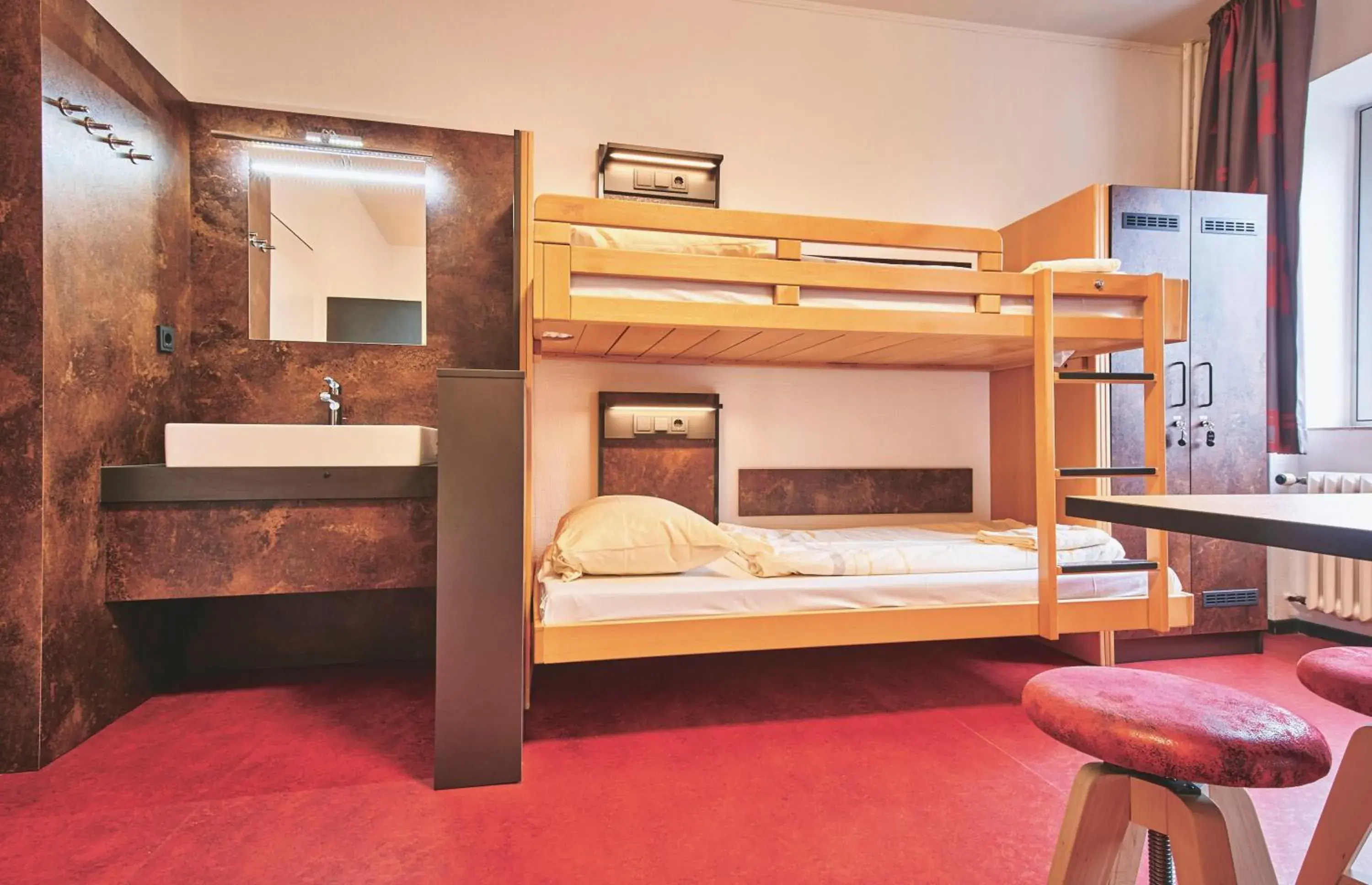 Single Room with Shared Bathroom in DJH Jugendgästehaus Adolph Kolping Single Room with Shared Bathroom in DJH Jugendgästehaus Adolph Kolping