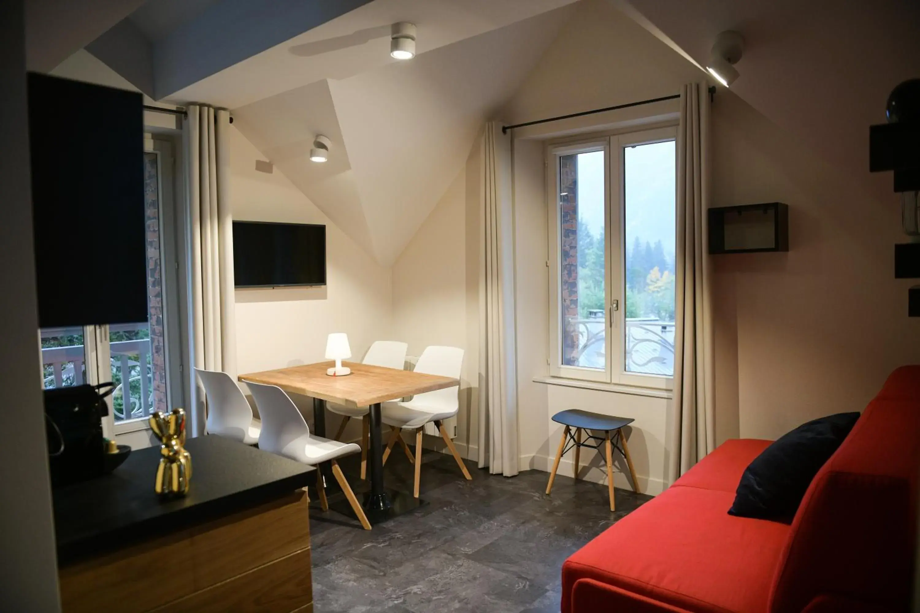 Three-Bedroom Apartment in Appart'Hotel Aiguille Verte & Spa Three-Bedroom Apartment in Appart'Hotel Aiguille Verte & Spa