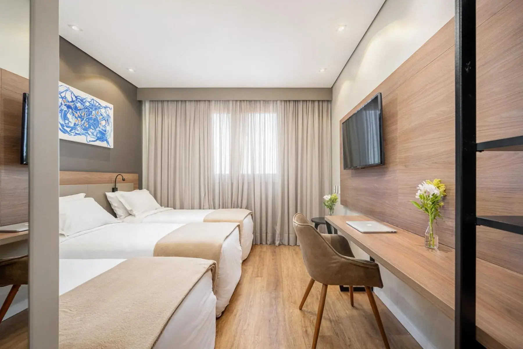 Luxo Triplo - single occupancy - 3 Camas Solteiro in Intercity Sao Leopoldo Luxo Triplo - single occupancy - 3 Camas Solteiro in Intercity Sao Leopoldo