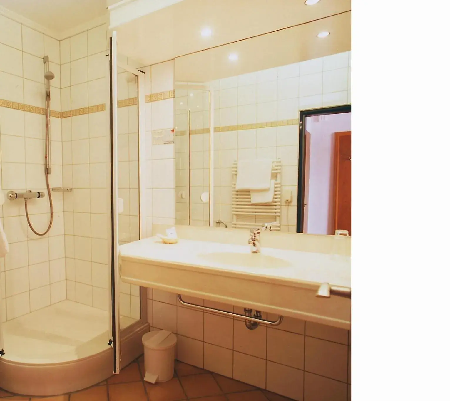 Single Room in Bundt's Hotel & Gartenrestaurant Single Room in Bundt's Hotel & Gartenrestaurant