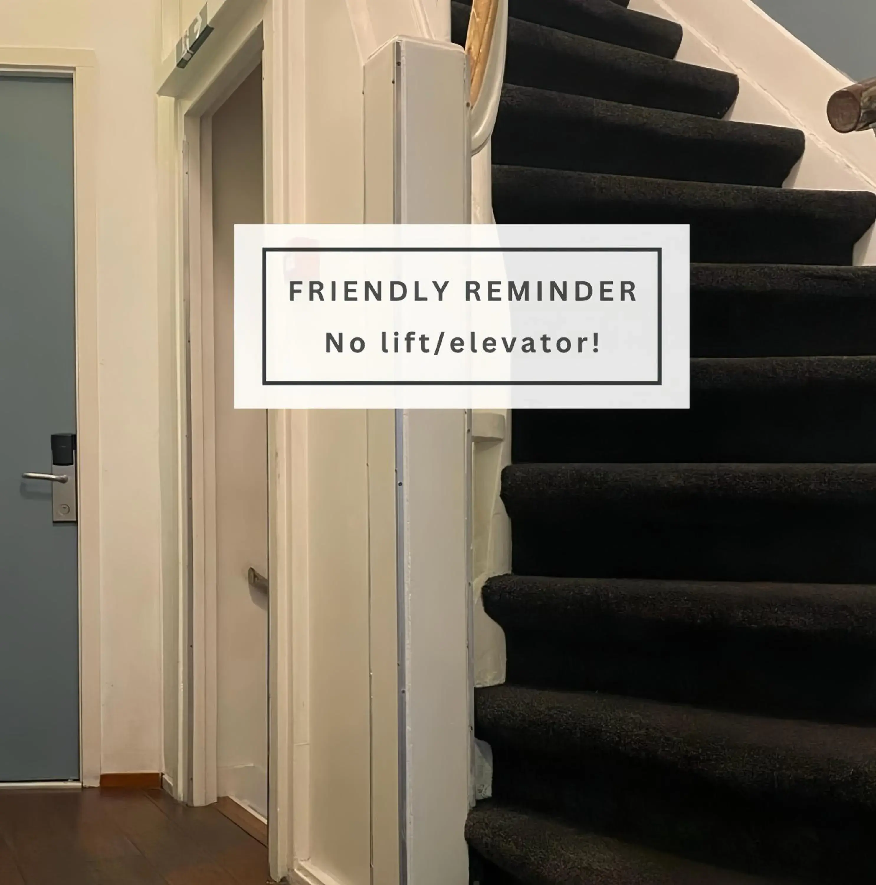 Standard Quadruple Room with Private Bathroom in Hotel Sphinx Standard Quadruple Room with Private Bathroom in Hotel Sphinx