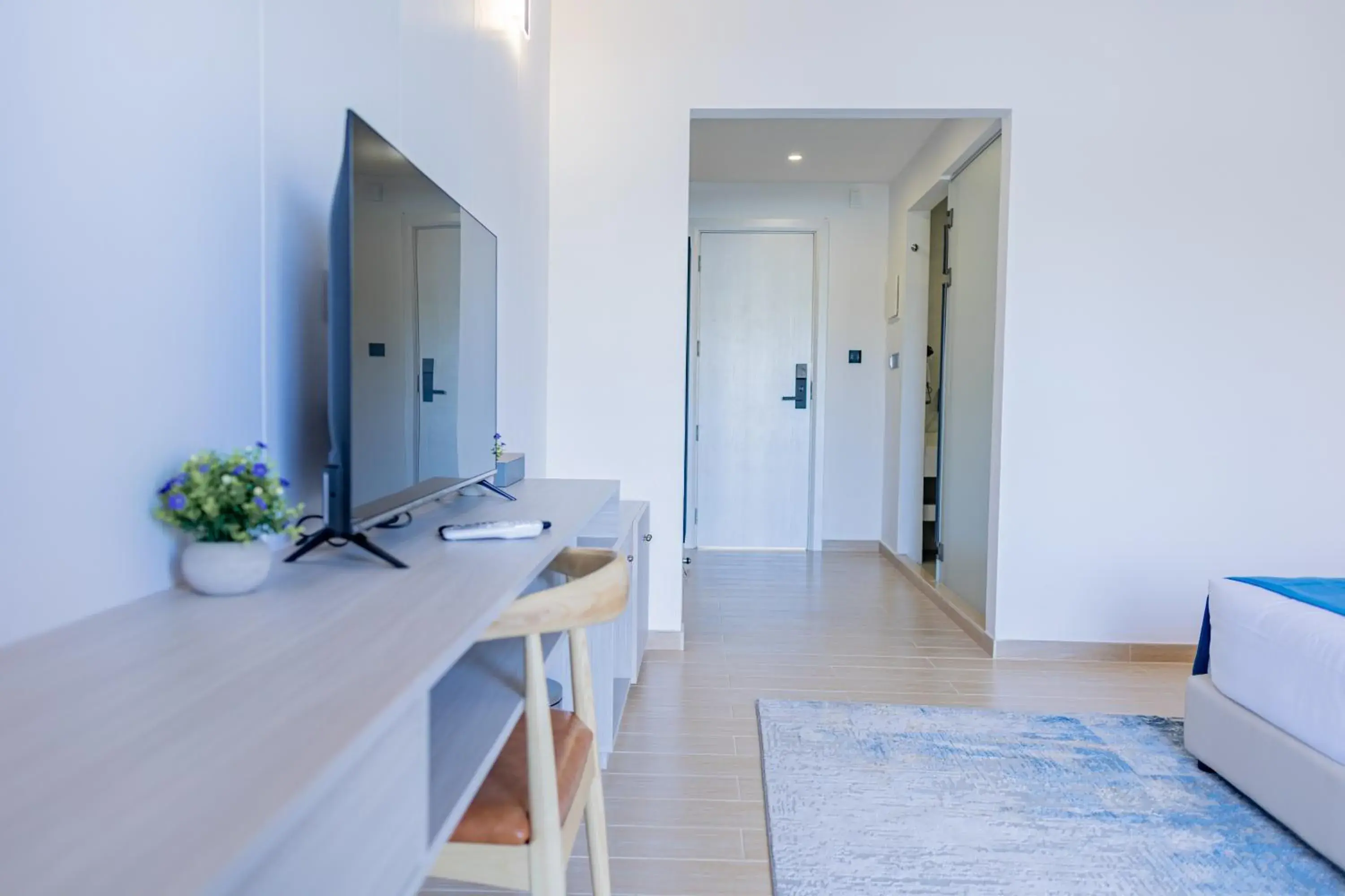 Deluxe Queen Room - single occupancy in Dhiguveli Maldives Deluxe Queen Room - single occupancy in Dhiguveli Maldives