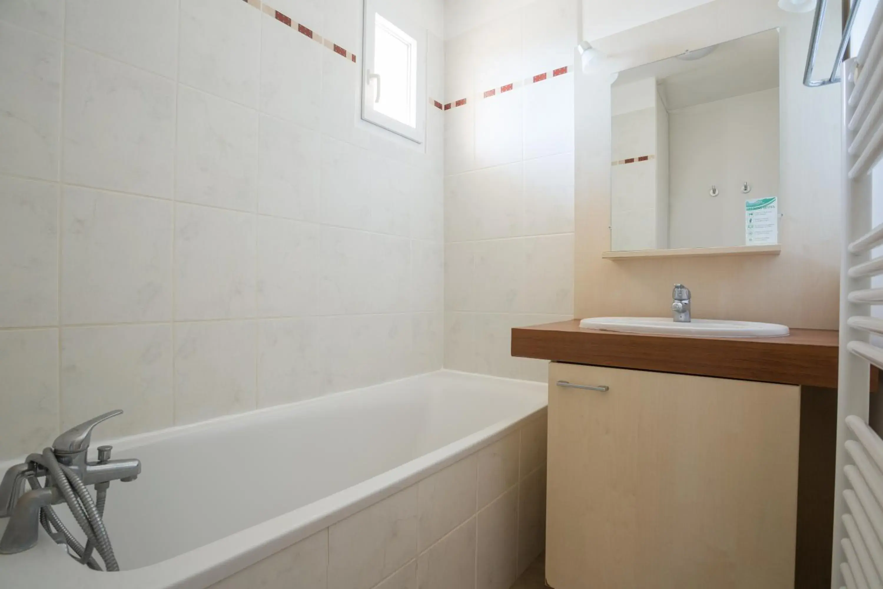 One-Bedroom Apartment in Les Parasols d'Argens One-Bedroom Apartment in Les Parasols d'Argens