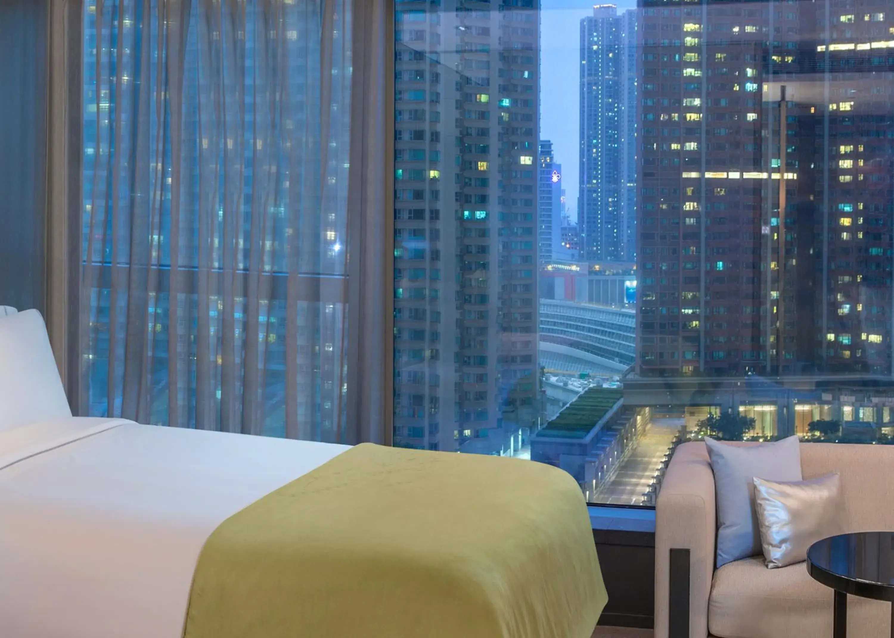 Wonderful King Room with City View in W Hong Kong Wonderful King Room with City View in W Hong Kong