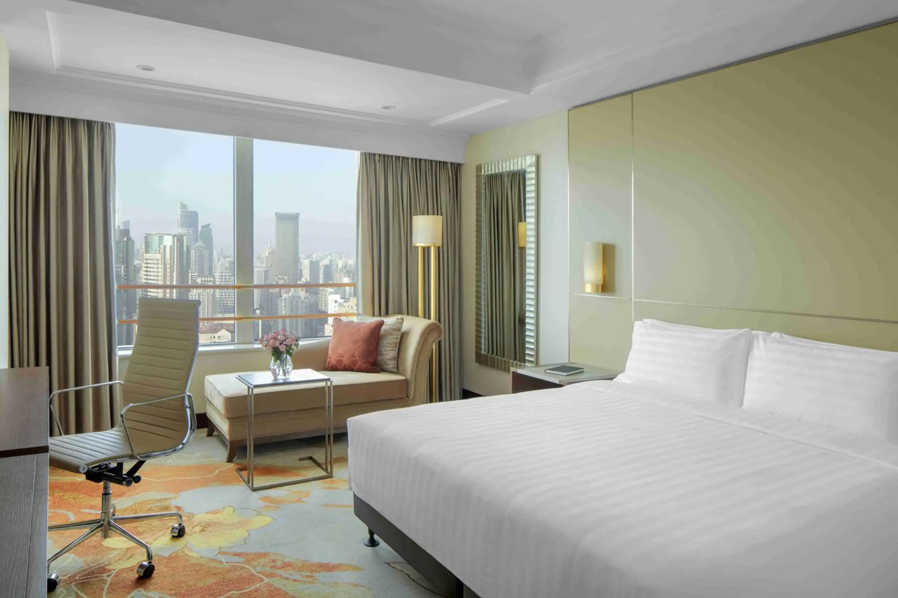 Superior Room in Radisson Blu Hotel Shanghai New World Superior Room in Radisson Blu Hotel Shanghai New World