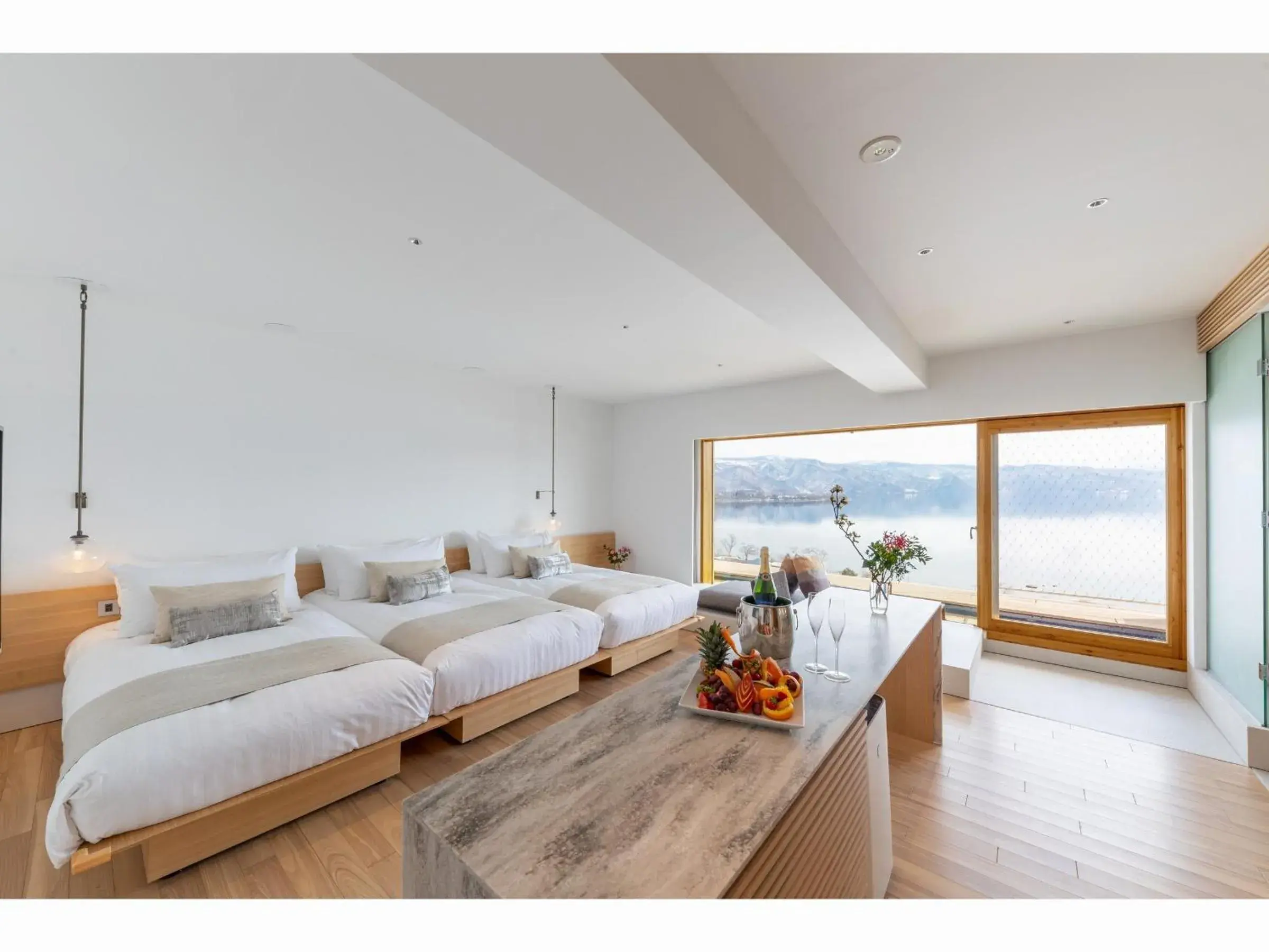 Triple Room with Lake View in WE Hotel Toya Triple Room with Lake View in WE Hotel Toya