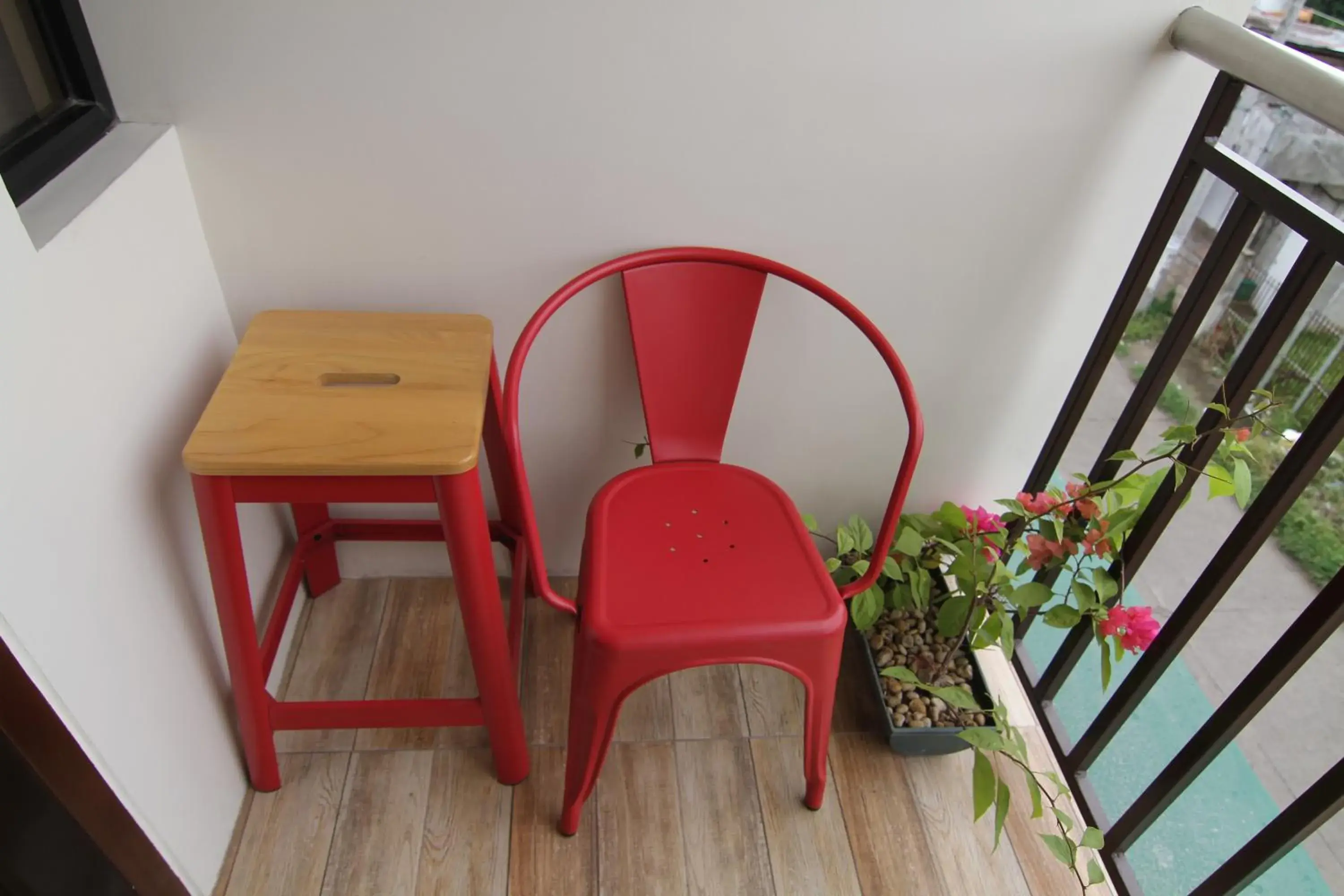 Twin Room with Balcony in Charos Dormitel Twin Room with Balcony in Charos Dormitel