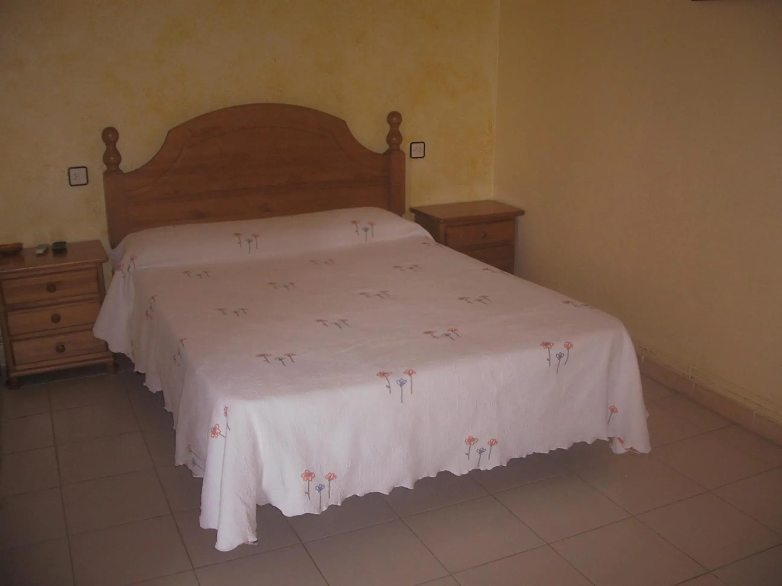 Double Room in Hostal Avi Pep Double Room in Hostal Avi Pep
