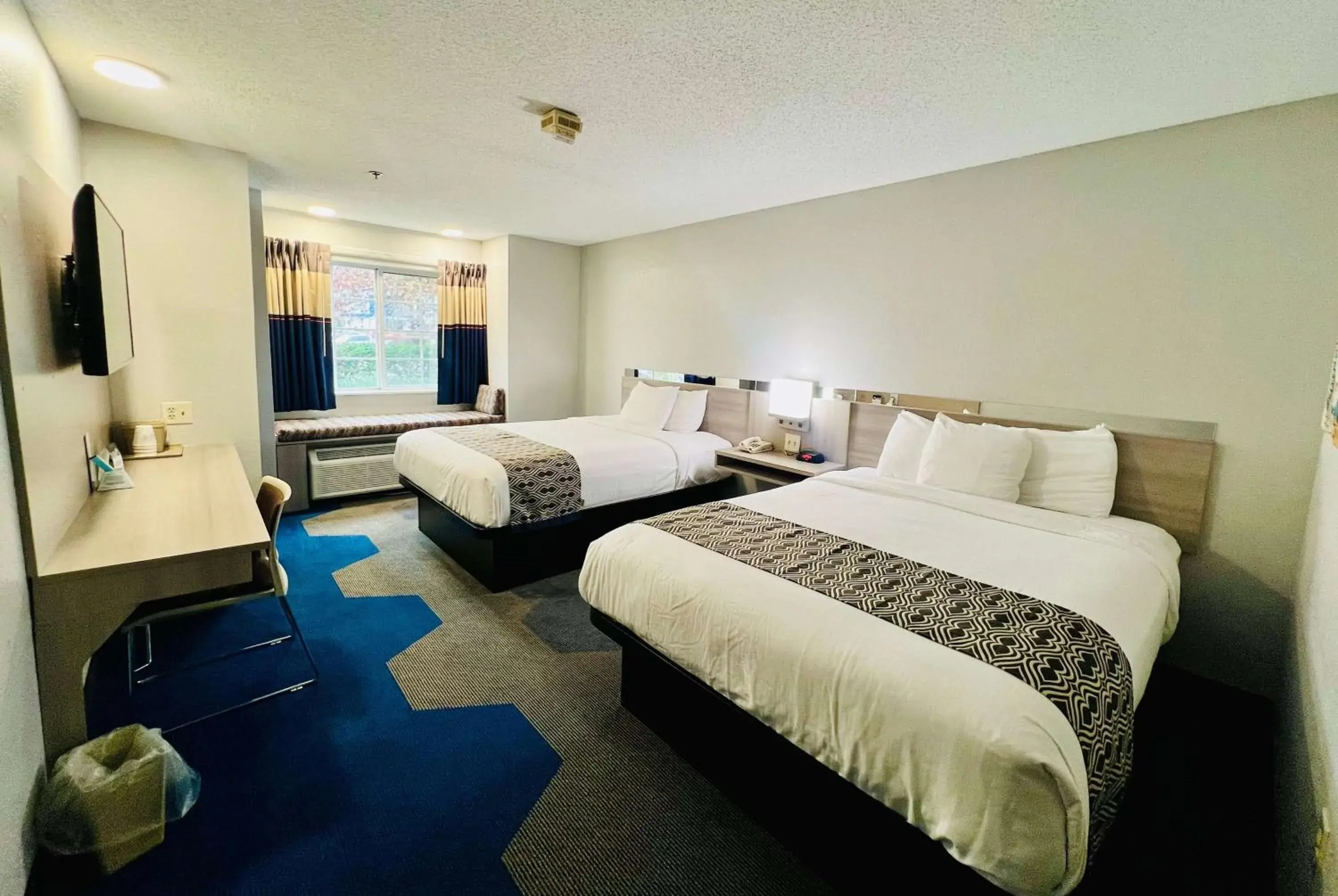 Queen Room with Two Queen Beds - Disability Access/Non-Smoking in Microtel Inn Georgetown - Lexington North Queen Room with Two Queen Beds - Disability Access/Non-Smoking in Microtel Inn Georgetown - Lexington North
