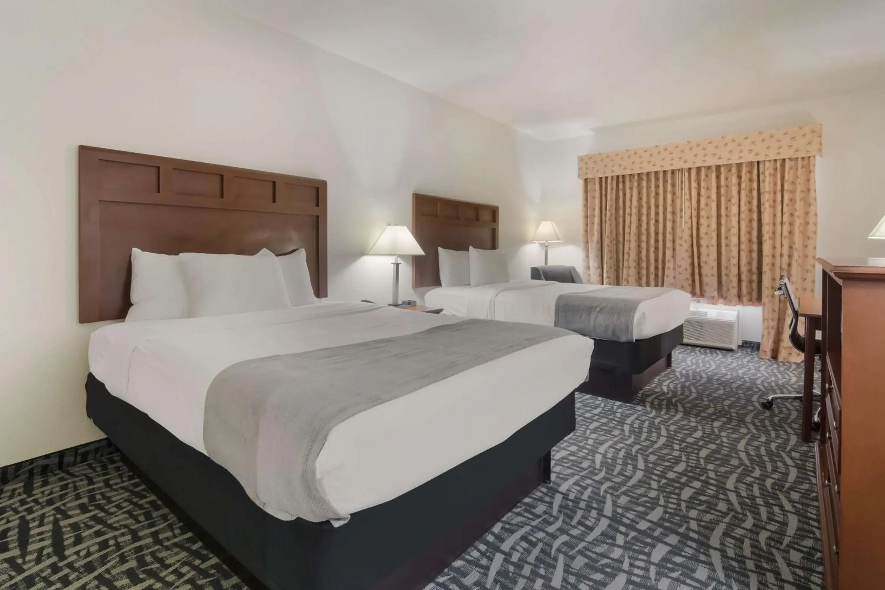 Queen Room with Two Queen Beds - Non-Smoking in Best Western Comanche Inn Queen Room with Two Queen Beds - Non-Smoking in Best Western Comanche Inn