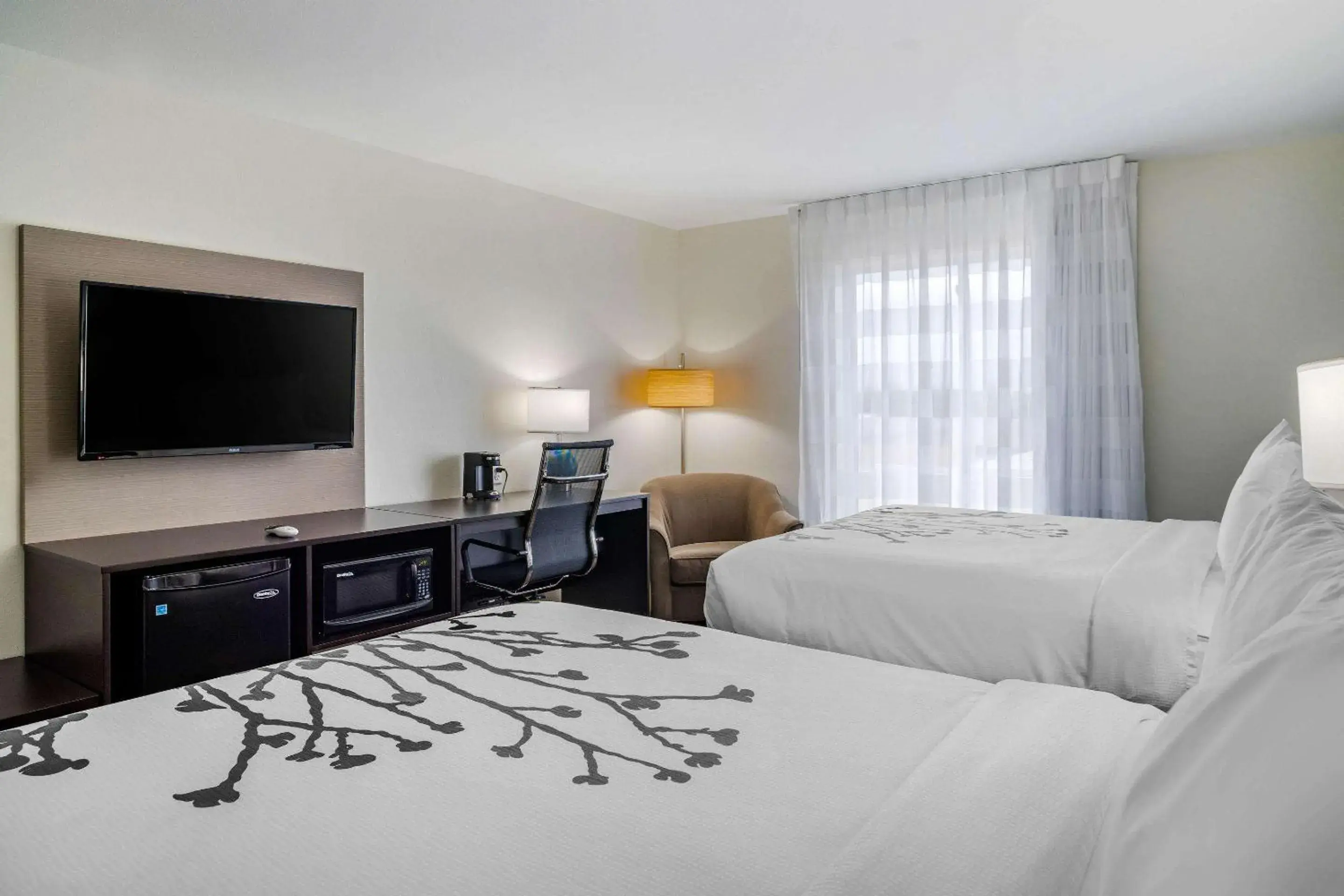 Queen Room with Two Queen Beds - Accessible/Non-Smoking in Sleep Inn & Suites near Westchase Queen Room with Two Queen Beds - Accessible/Non-Smoking in Sleep Inn & Suites near Westchase