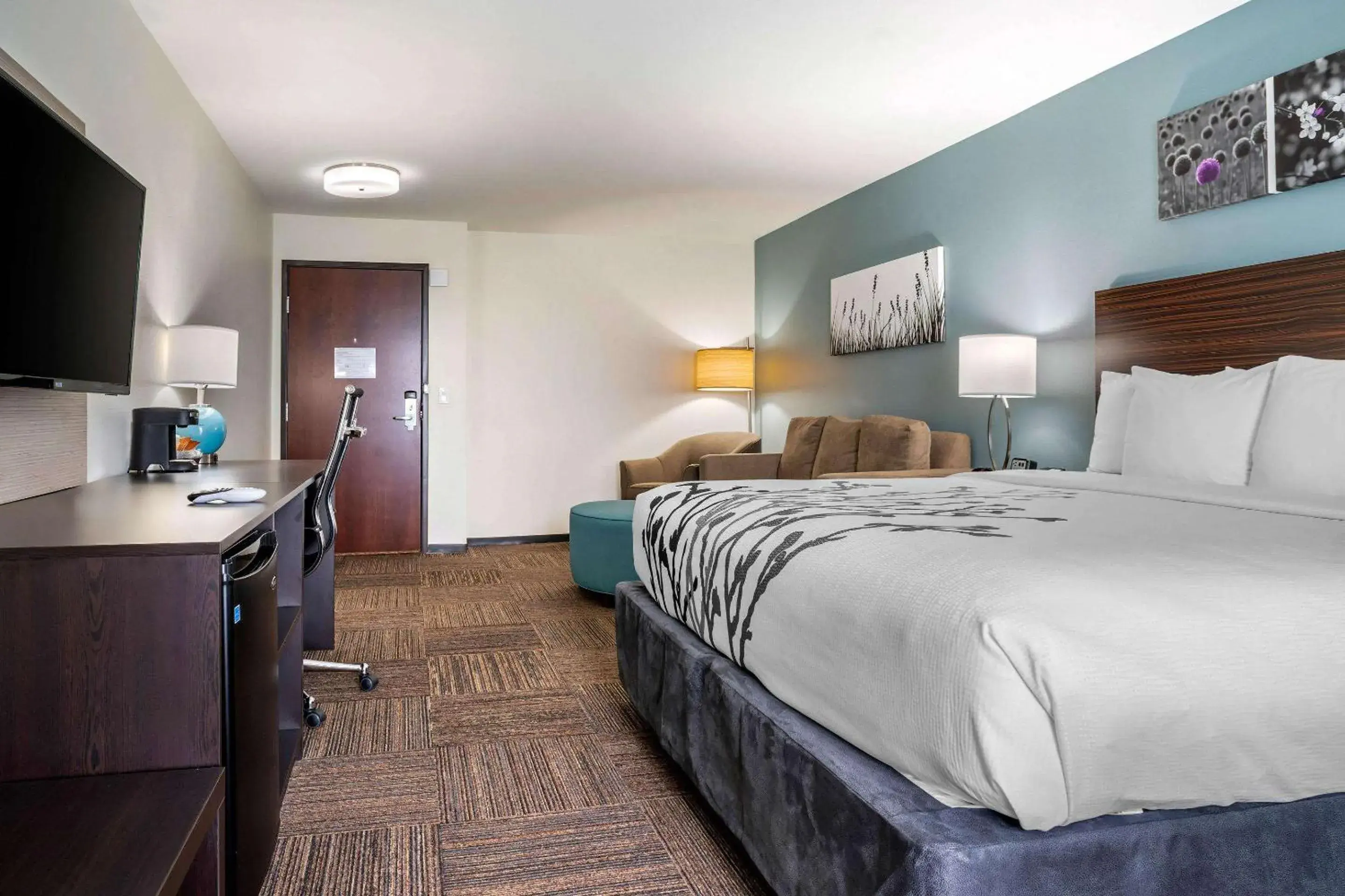 King Suite - Accessible/Non-Smoking in Sleep Inn & Suites near Westchase King Suite - Accessible/Non-Smoking in Sleep Inn & Suites near Westchase