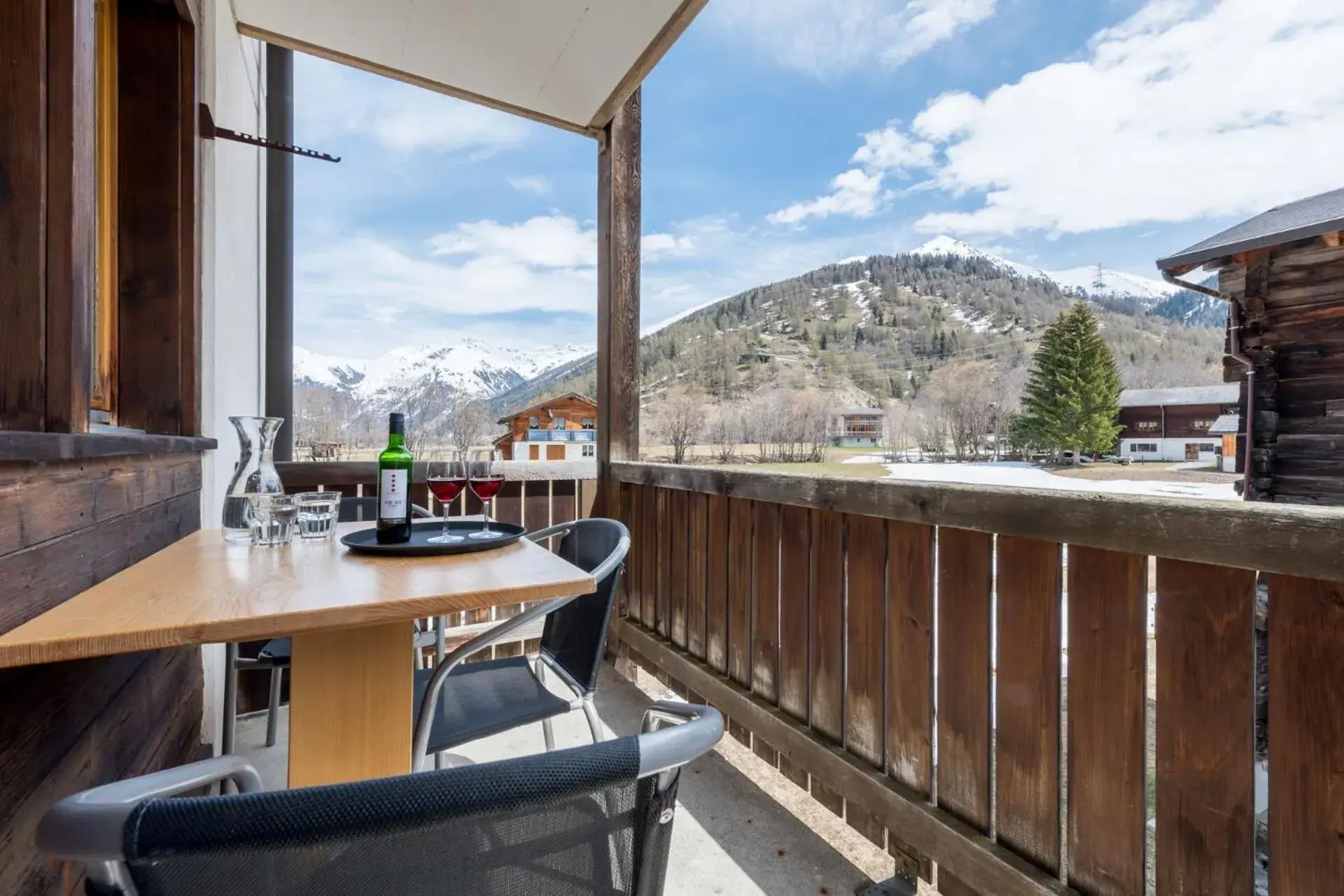 Superior Double Room in Hotel Walser Superior Double Room in Hotel Walser