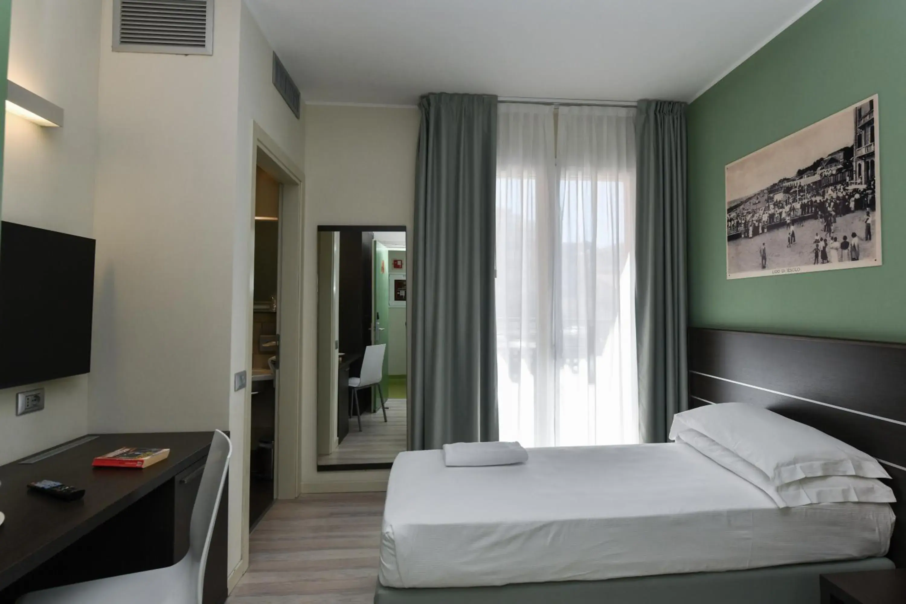 Single Room in Hotel Vienna Single Room in Hotel Vienna