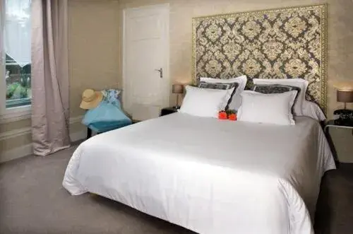 Classic Double Room in Hotel La Roseraie Classic Double Room in Hotel La Roseraie