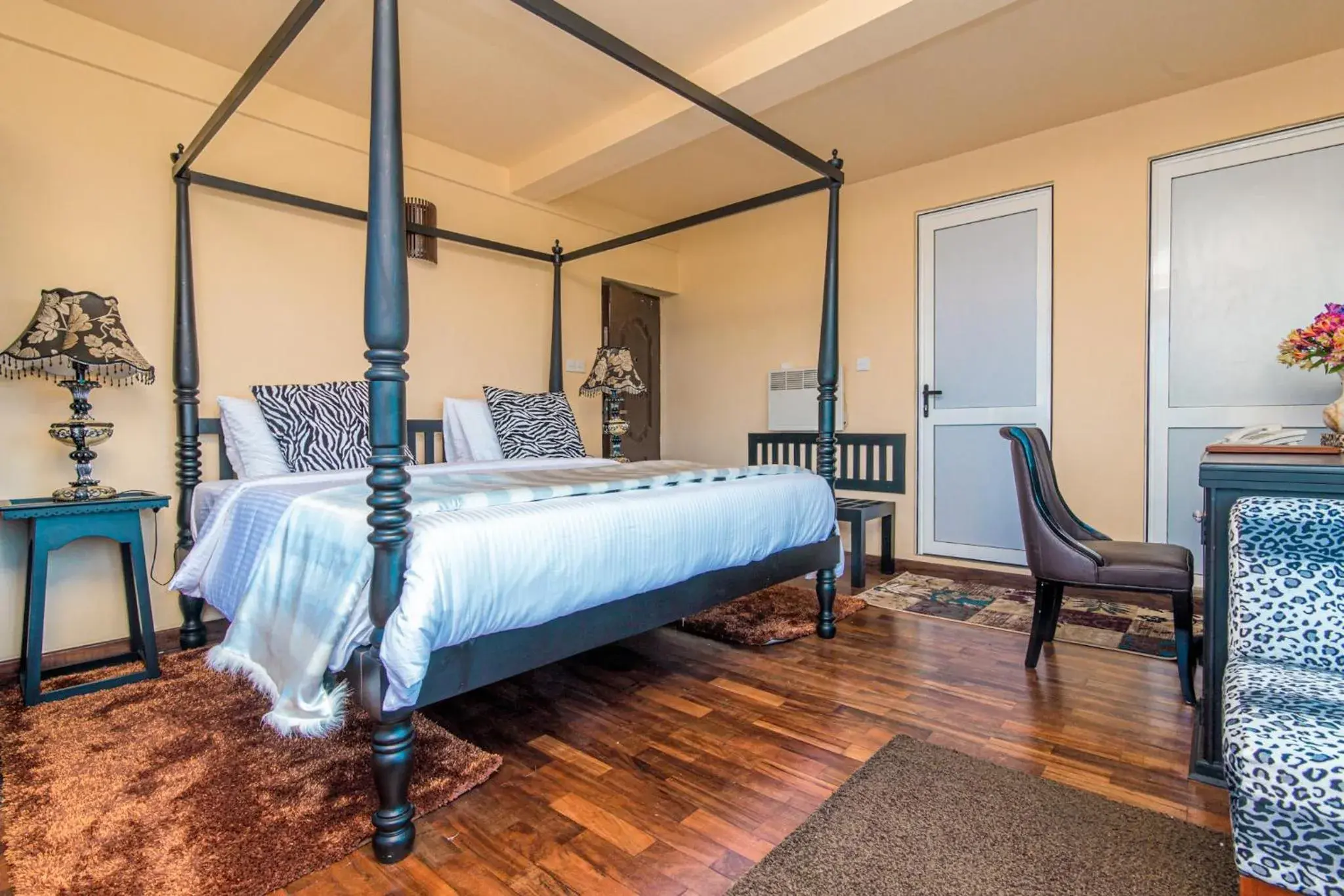 Superior King Room in The Forest and Lake by Schofieldshire Superior King Room in The Forest and Lake by Schofieldshire