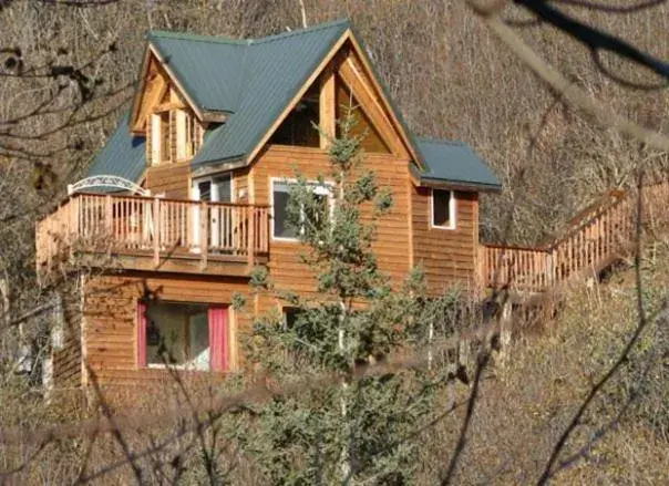 Family Cottage with Side Sea View in Alaska Adventure Cabins Family Cottage with Side Sea View in Alaska Adventure Cabins