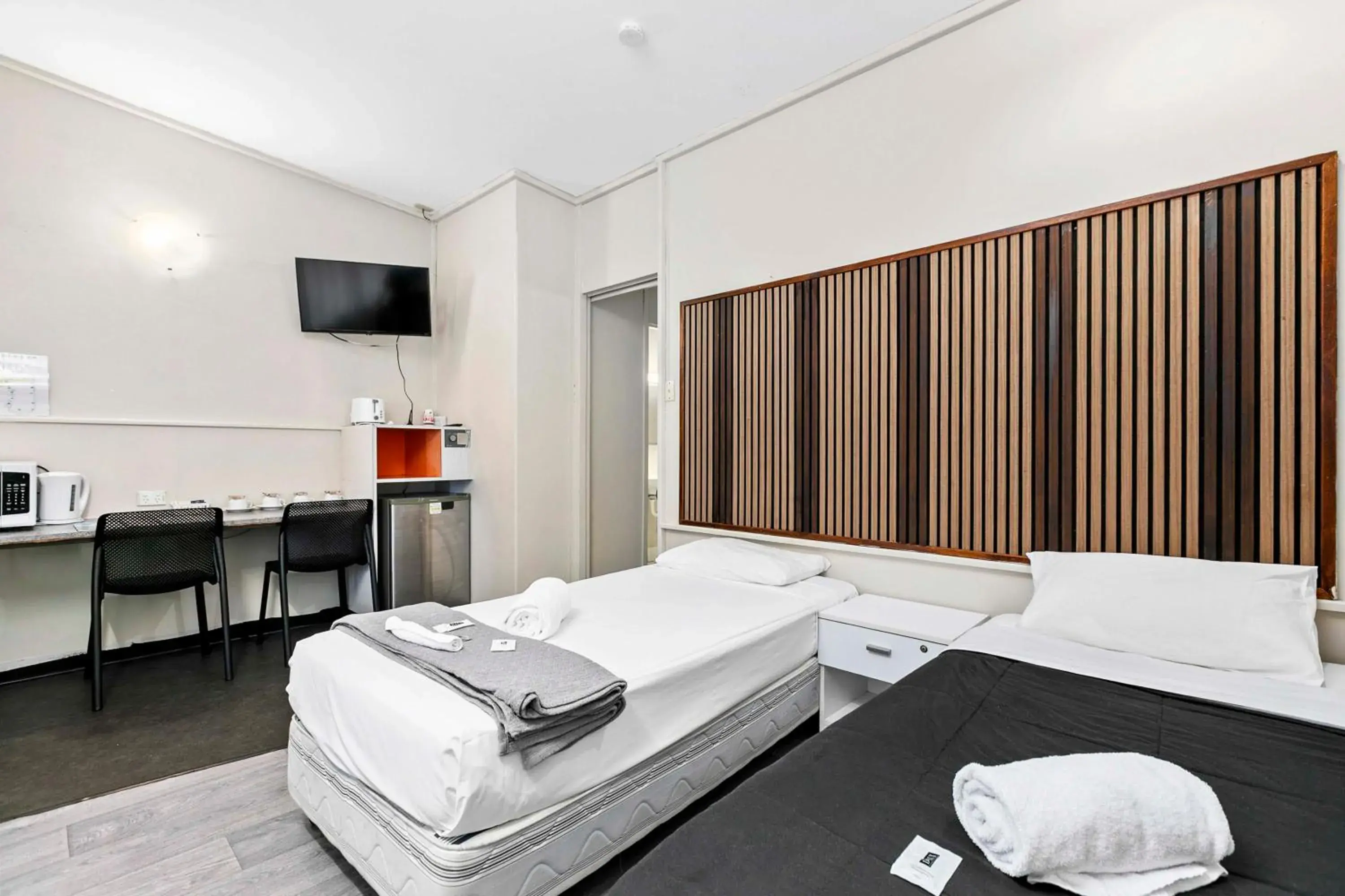 Family Room (2 Adults + 2 Children Non Pet Friendly) in Arkana Motel Family Room (2 Adults + 2 Children Non Pet Friendly) in Arkana Motel