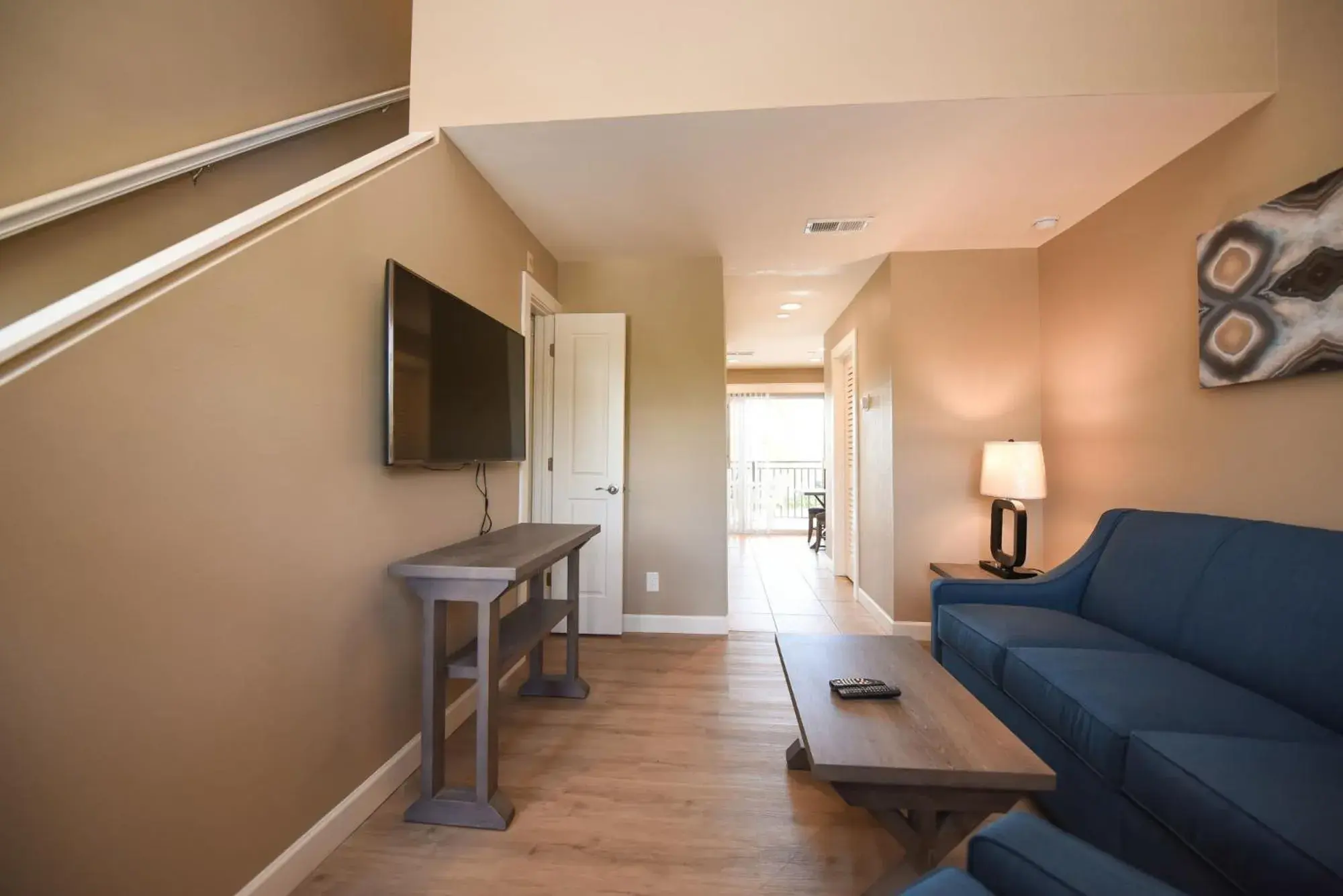 King Suite - Disability Access/Non-Smoking in Waterside Suites and Marina King Suite - Disability Access/Non-Smoking in Waterside Suites and Marina