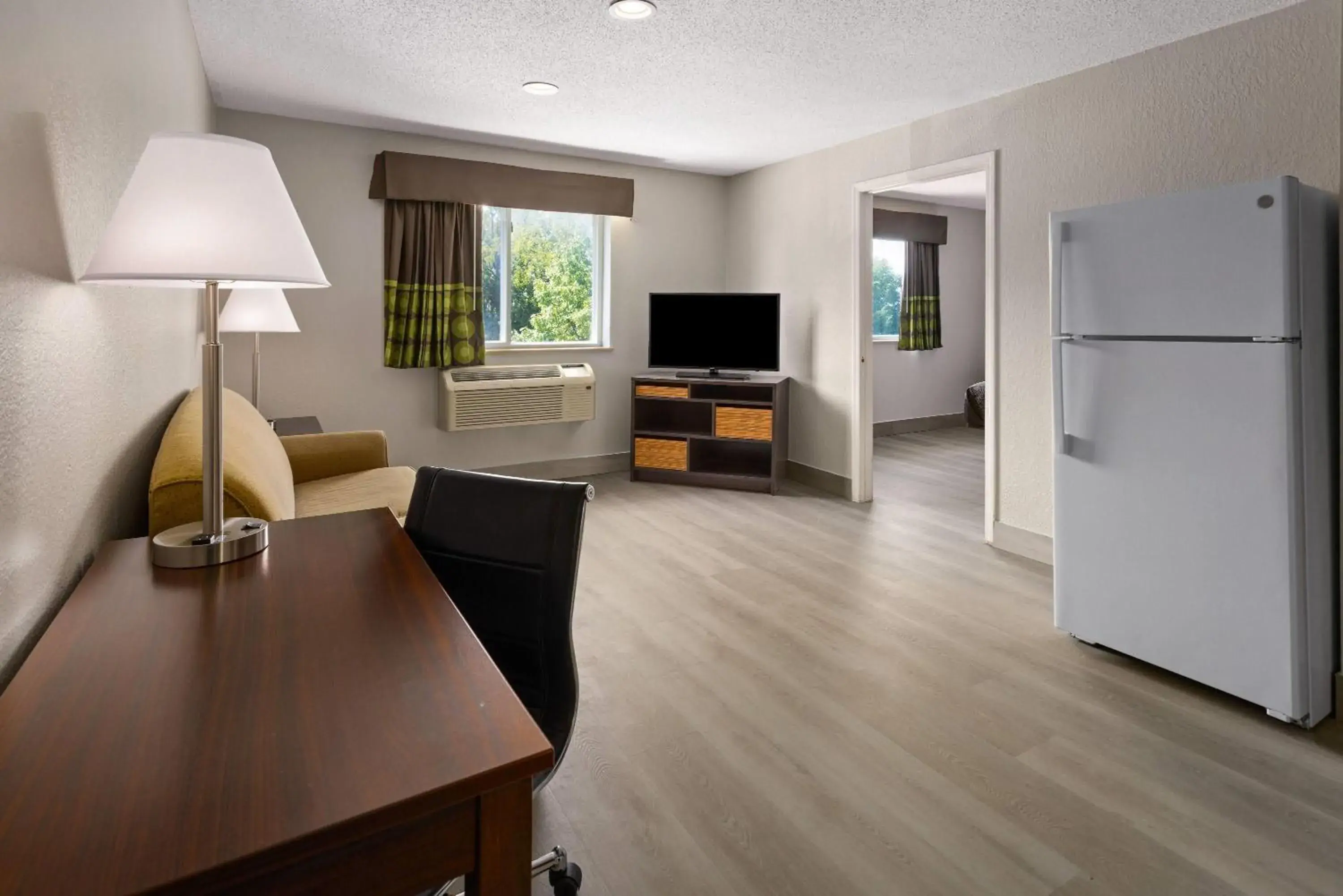 One-Bedroom Suite with One King, One Queen and Sofa Bed - Non-Smoking in Super 8 by Wyndham Latham - Albany Airport One-Bedroom Suite with One King, One Queen and Sofa Bed - Non-Smoking in Super 8 by Wyndham Latham - Albany Airport