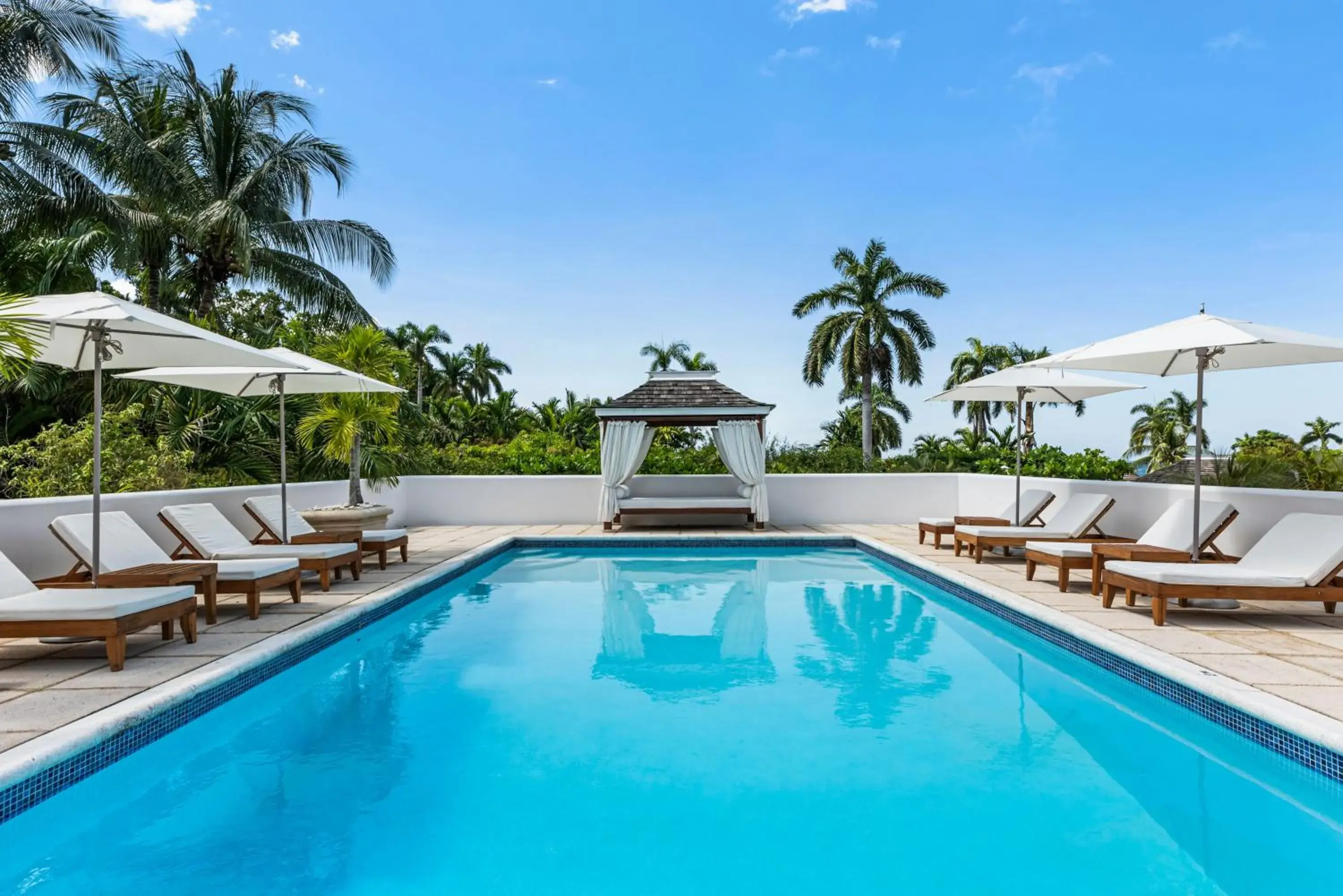 4 Bedroom Signature Villa private pool in Round Hill Hotel & Villas 4 Bedroom Signature Villa private pool in Round Hill Hotel & Villas