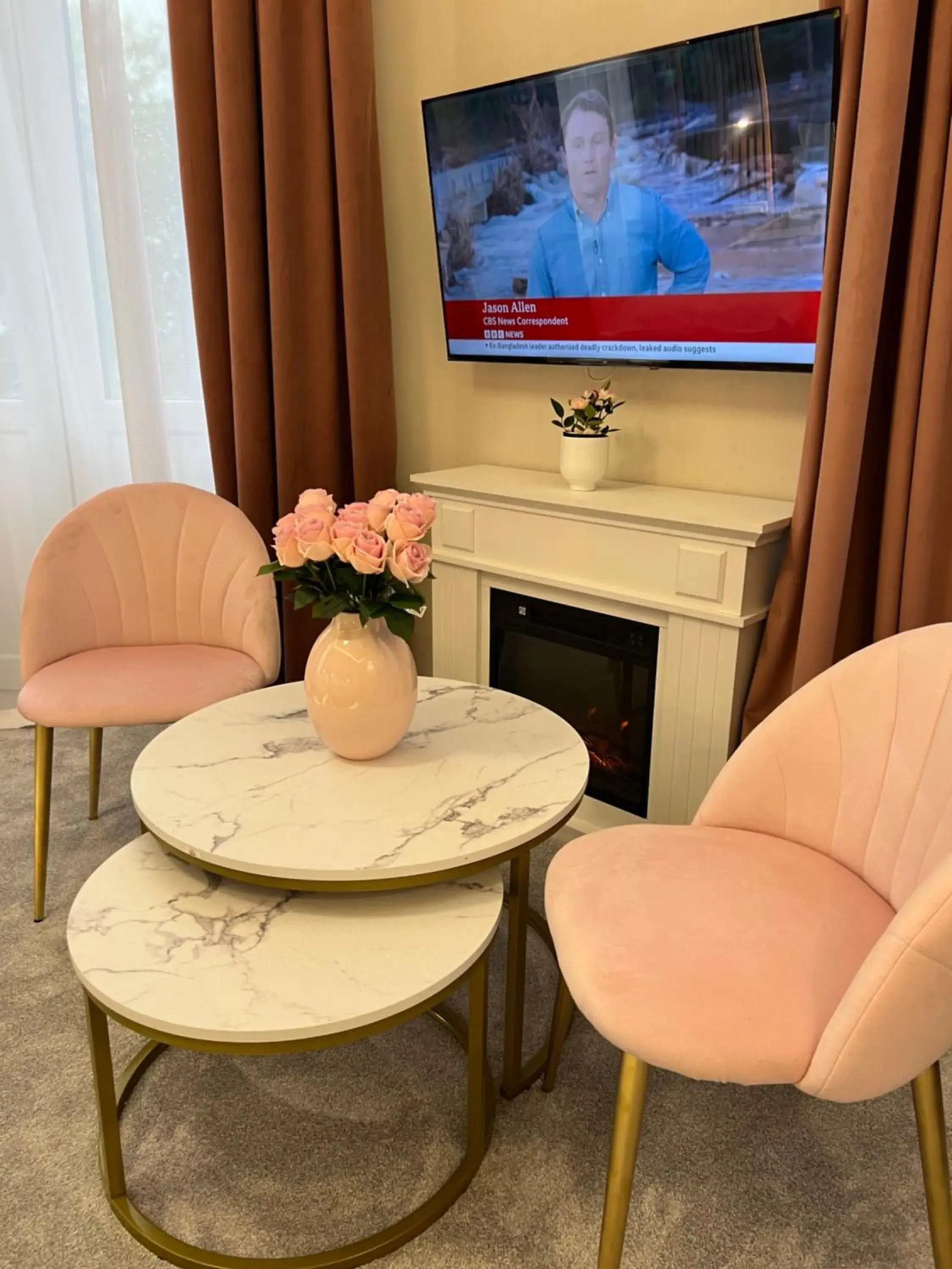 Triple Room in Bucharest Downtown Inn Triple Room in Bucharest Downtown Inn