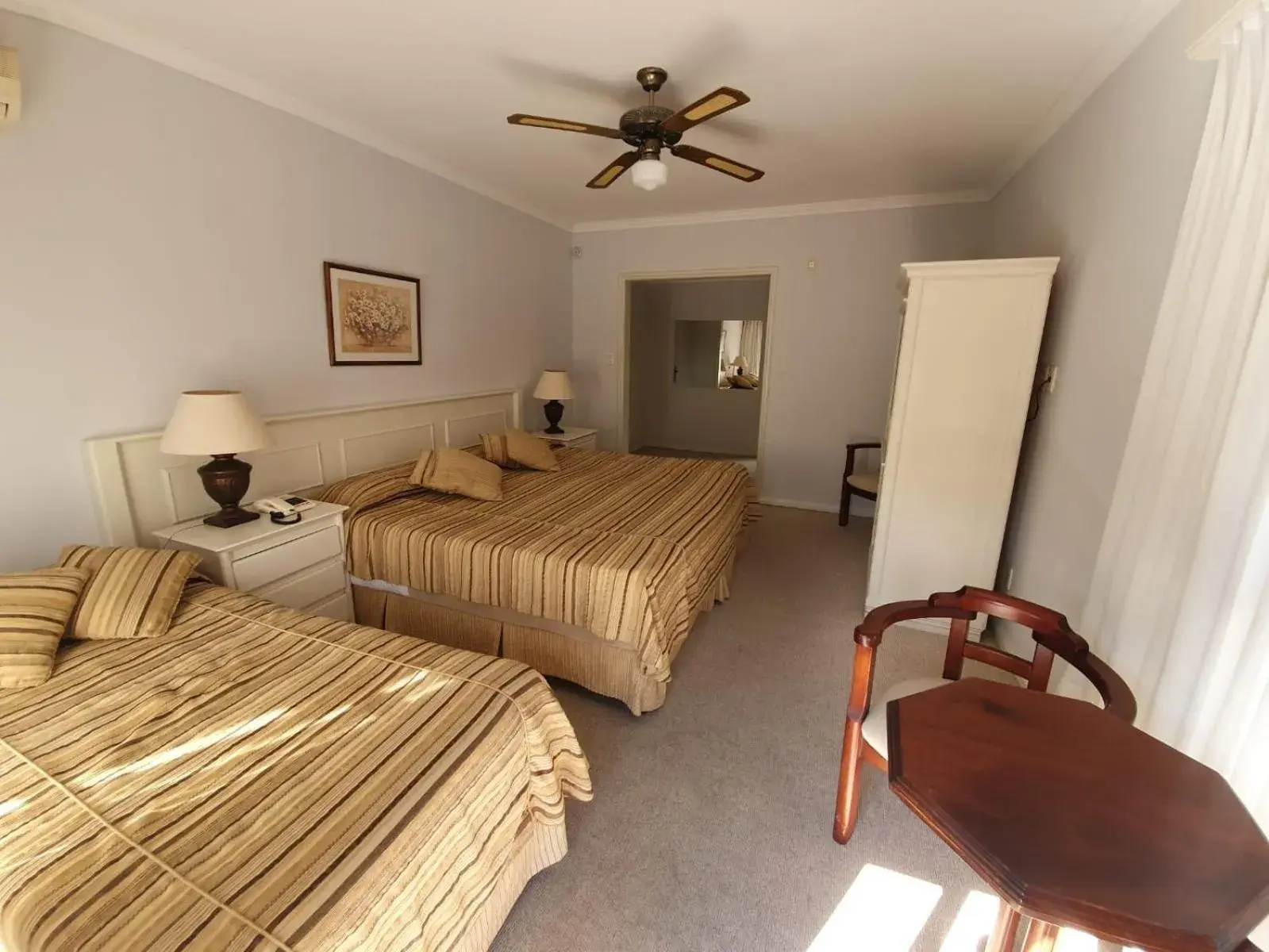 Family Suite (3 Adults) in Hotel Italiano Family Suite (3 Adults) in Hotel Italiano