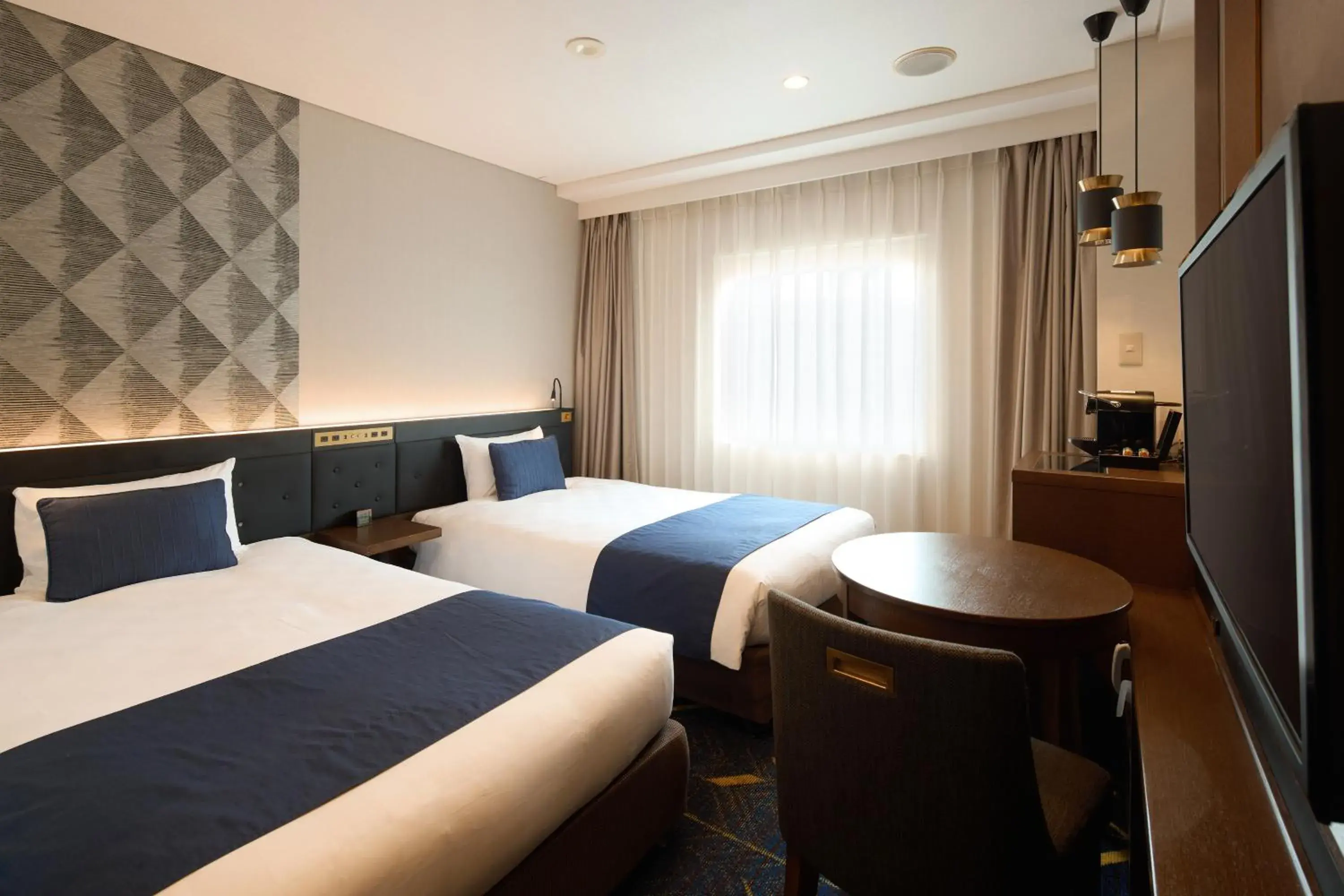 Superior Twin Room - High Floor - Non-Smoking in Kobe Sannomiya Tokyu REI Hotel Superior Twin Room - High Floor - Non-Smoking in Kobe Sannomiya Tokyu REI Hotel