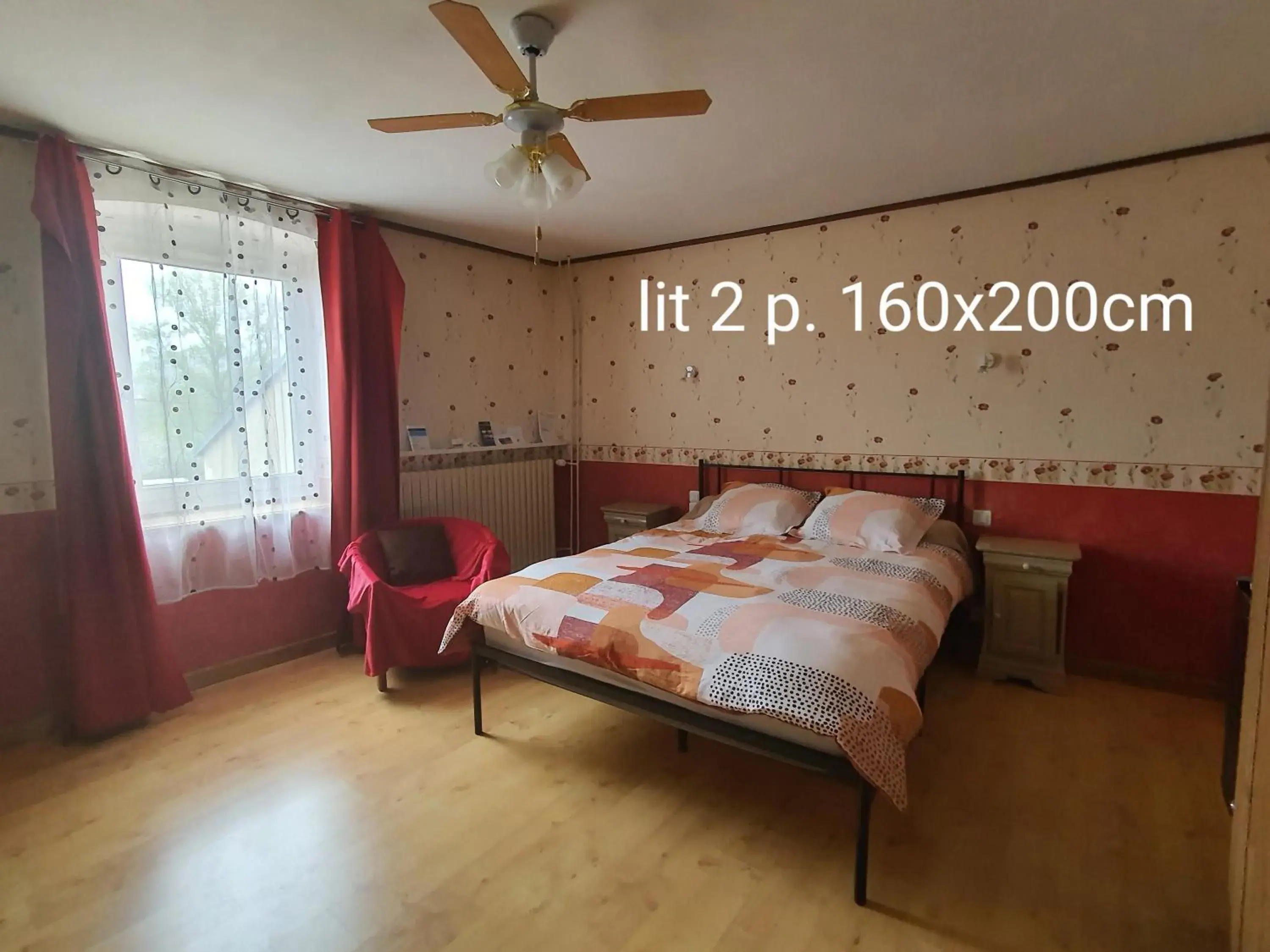 Deluxe Double Room with Shower - single occupancy in La Grange Des Roches Roses Deluxe Double Room with Shower - single occupancy in La Grange Des Roches Roses