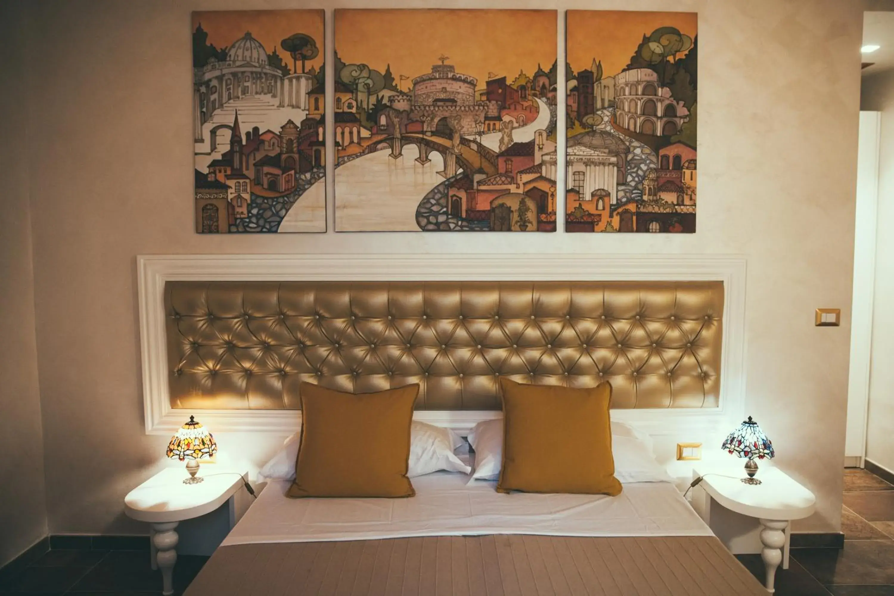 Deluxe Triple Room in Lighthouse Suites Trastevere Deluxe Triple Room in Lighthouse Suites Trastevere