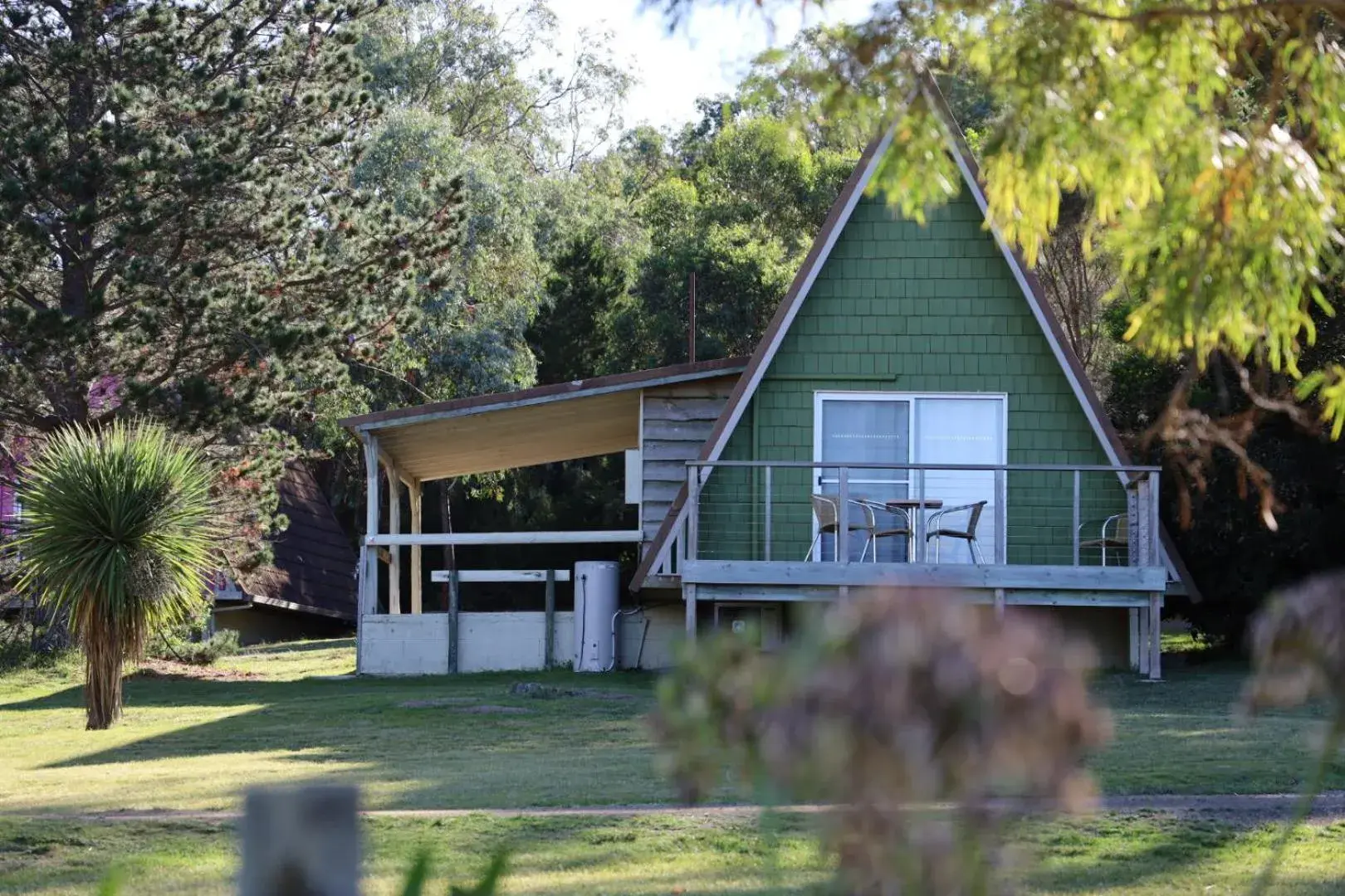 Deluxe Bungalow with Sea View in Bicheno by the Bay Deluxe Bungalow with Sea View in Bicheno by the Bay