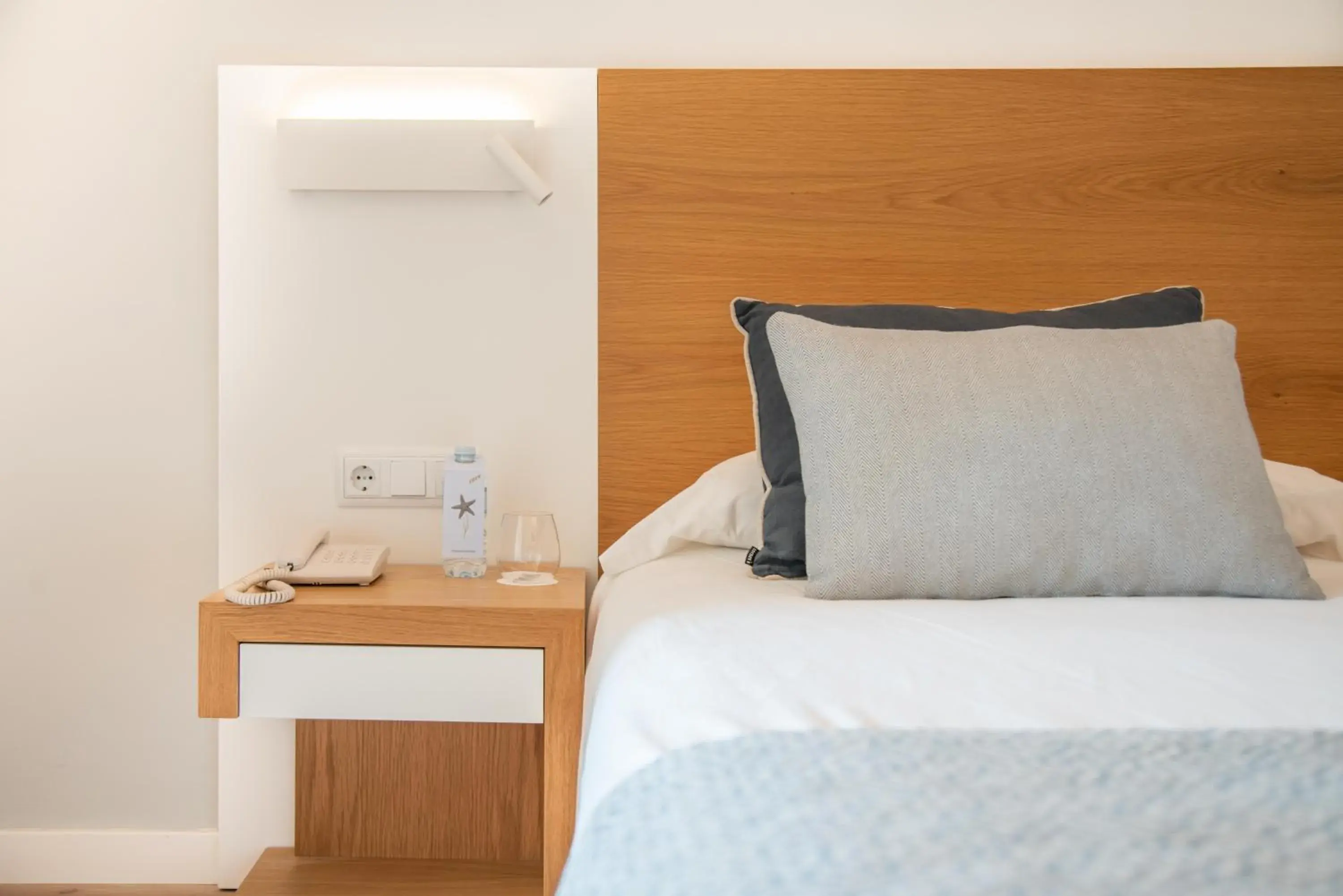 Basic Double Room in Hotel Eden Soller Basic Double Room in Hotel Eden Soller