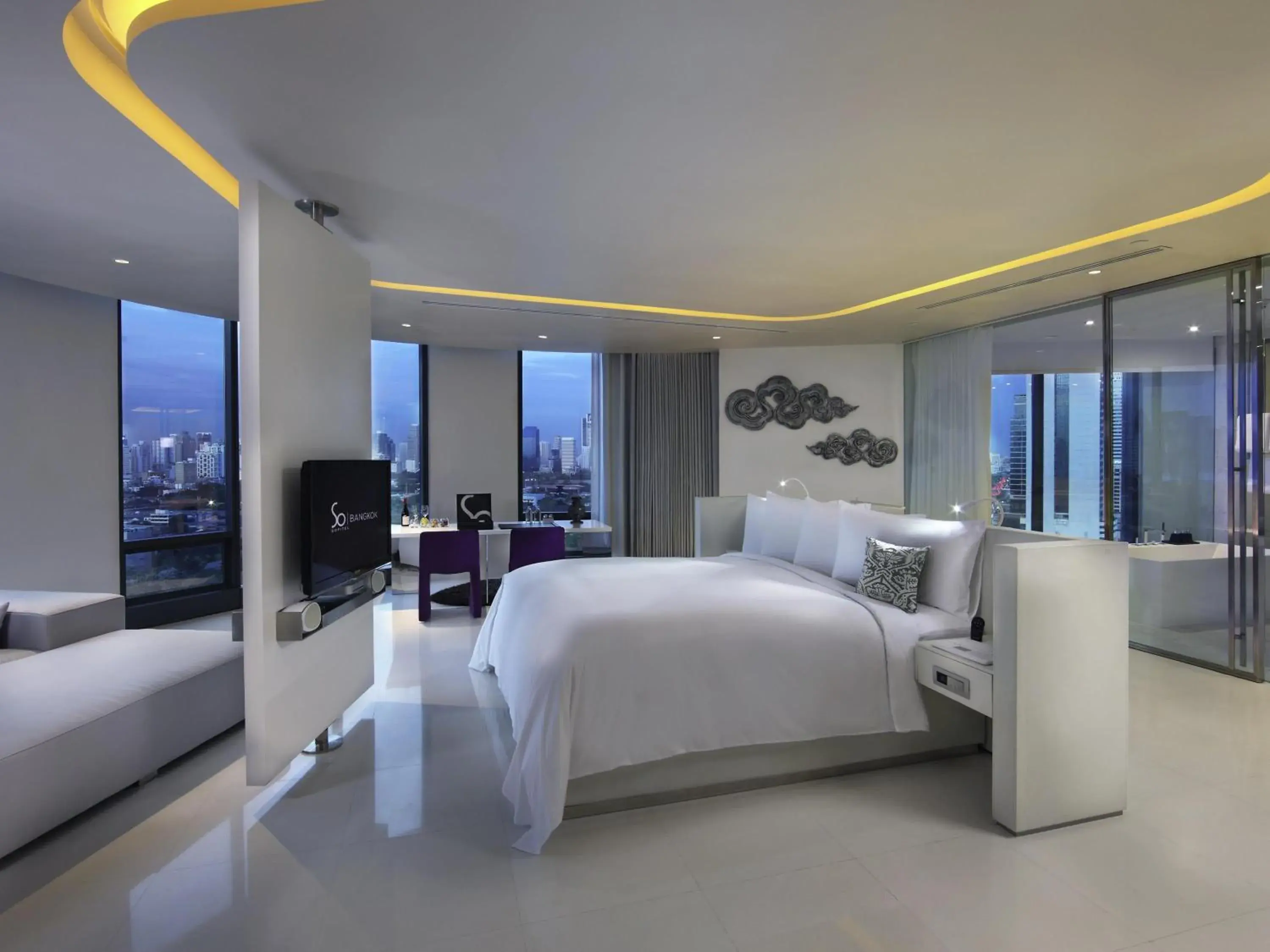SO Lofty King Suite with Panoramic Park or City View in SO/ Bangkok SO Lofty King Suite with Panoramic Park or City View in SO/ Bangkok