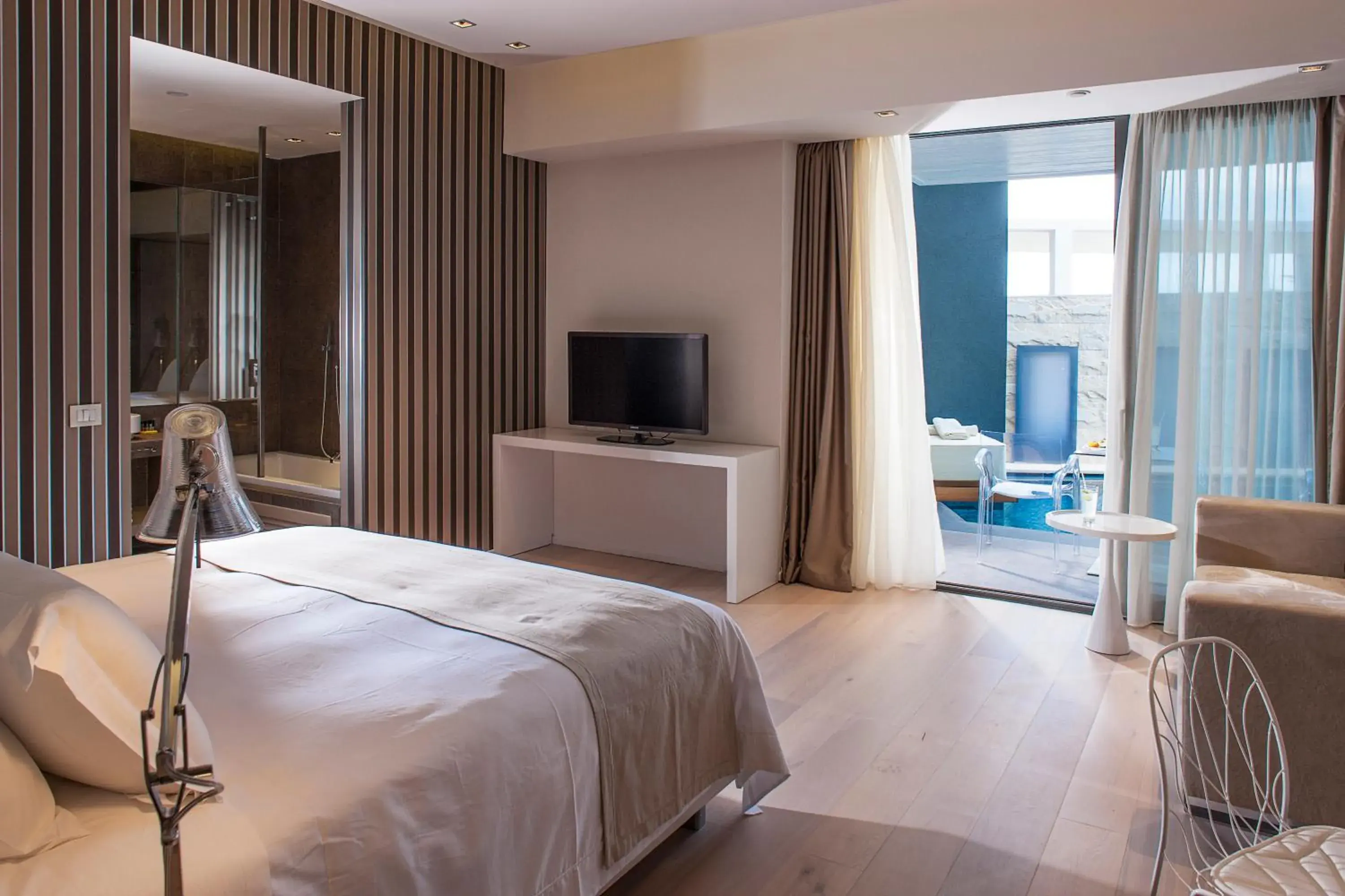 Pool Signature Suite in Aqua Blu Boutique Hotel & Spa, Adults Only- Small Luxury Hotels of the World Pool Signature Suite in Aqua Blu Boutique Hotel & Spa, Adults Only- Small Luxury Hotels of the World