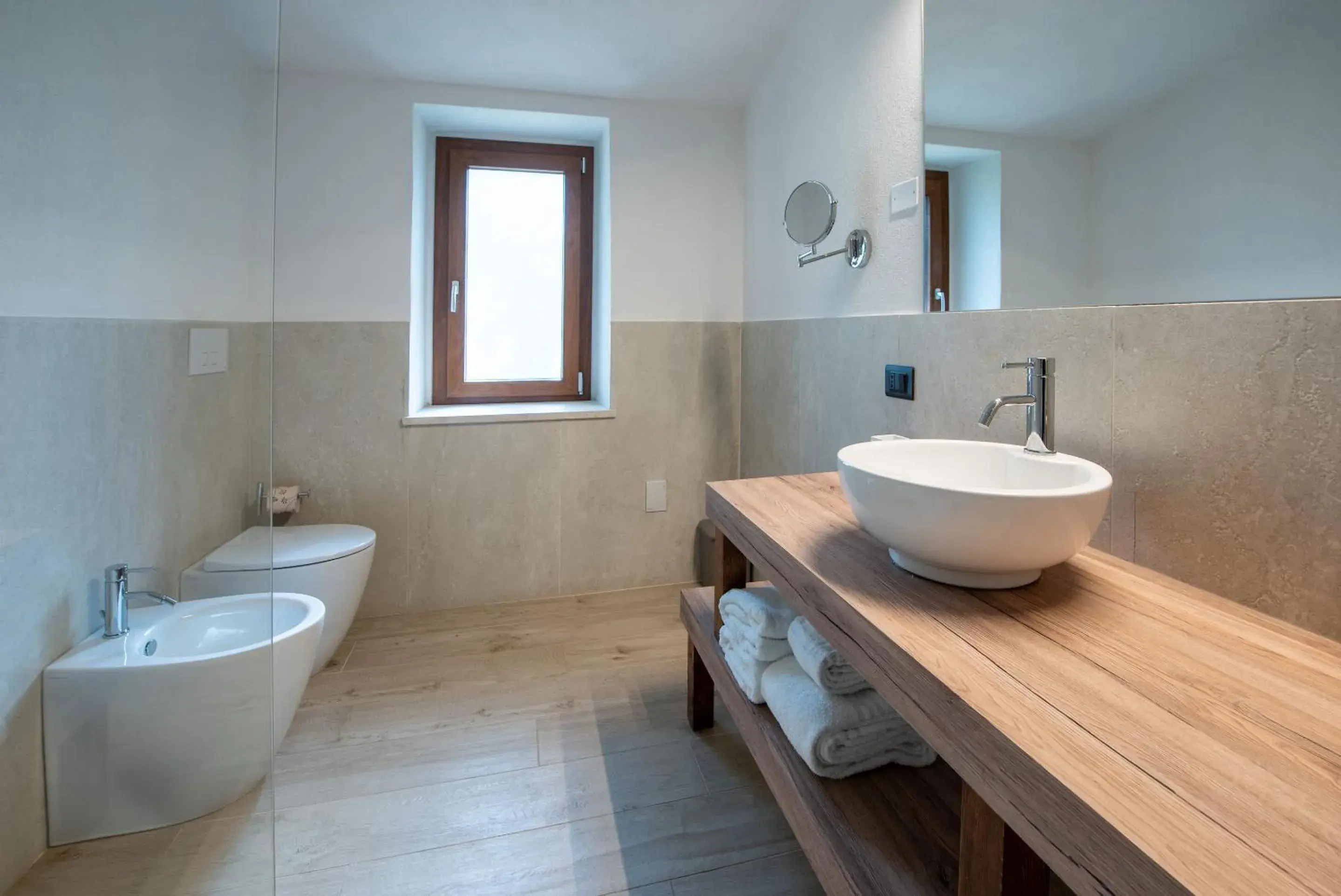 Superior Triple Room in Fattoria Pianetti Superior Triple Room in Fattoria Pianetti