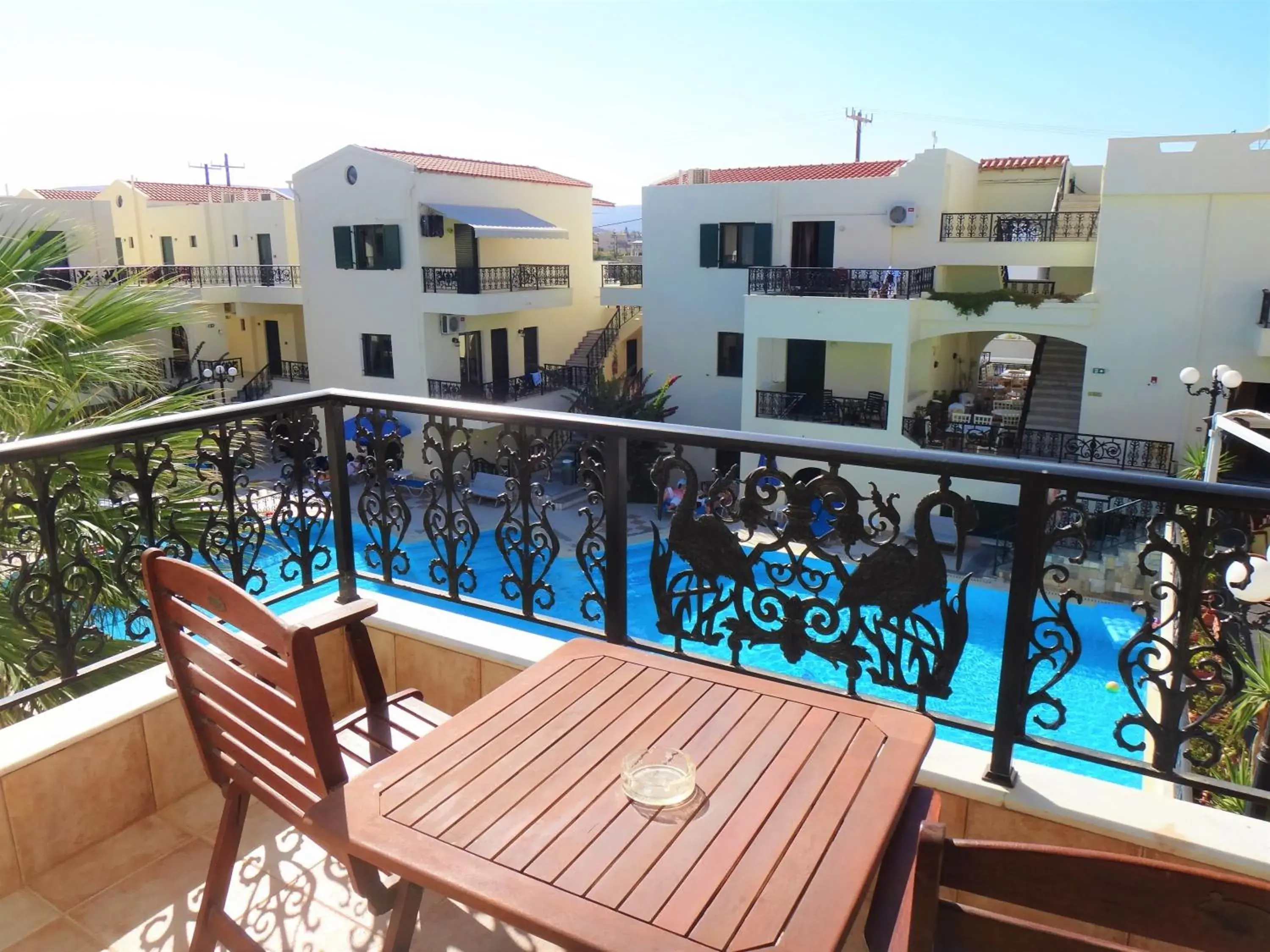 Family Room Open-Plan in Diogenis Blue Palace Family Room Open-Plan in Diogenis Blue Palace