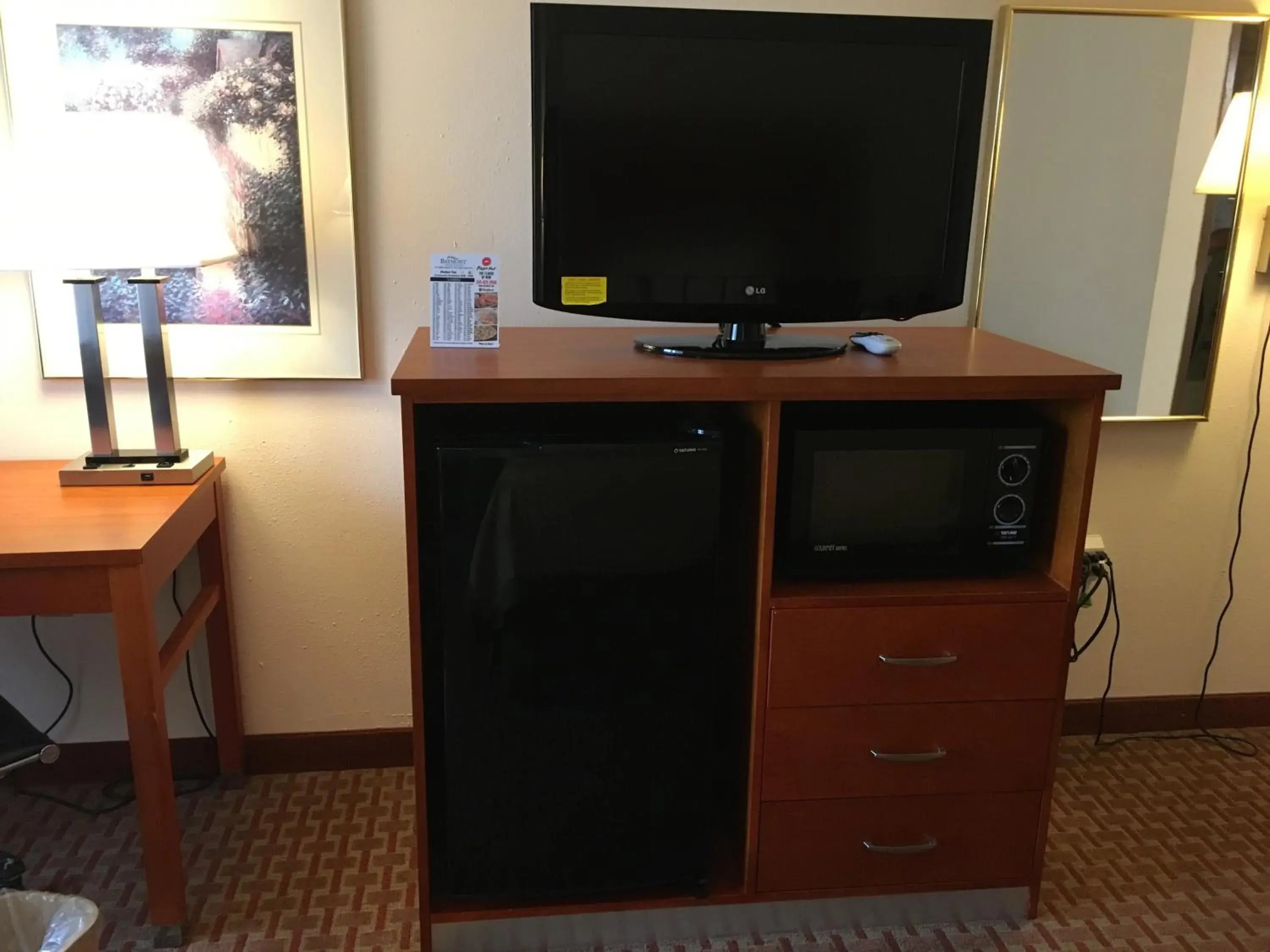 Queen Room - Disability Access - Non-Smoking in Baymont by Wyndham St. Joseph/Stevensville Queen Room - Disability Access - Non-Smoking in Baymont by Wyndham St. Joseph/Stevensville