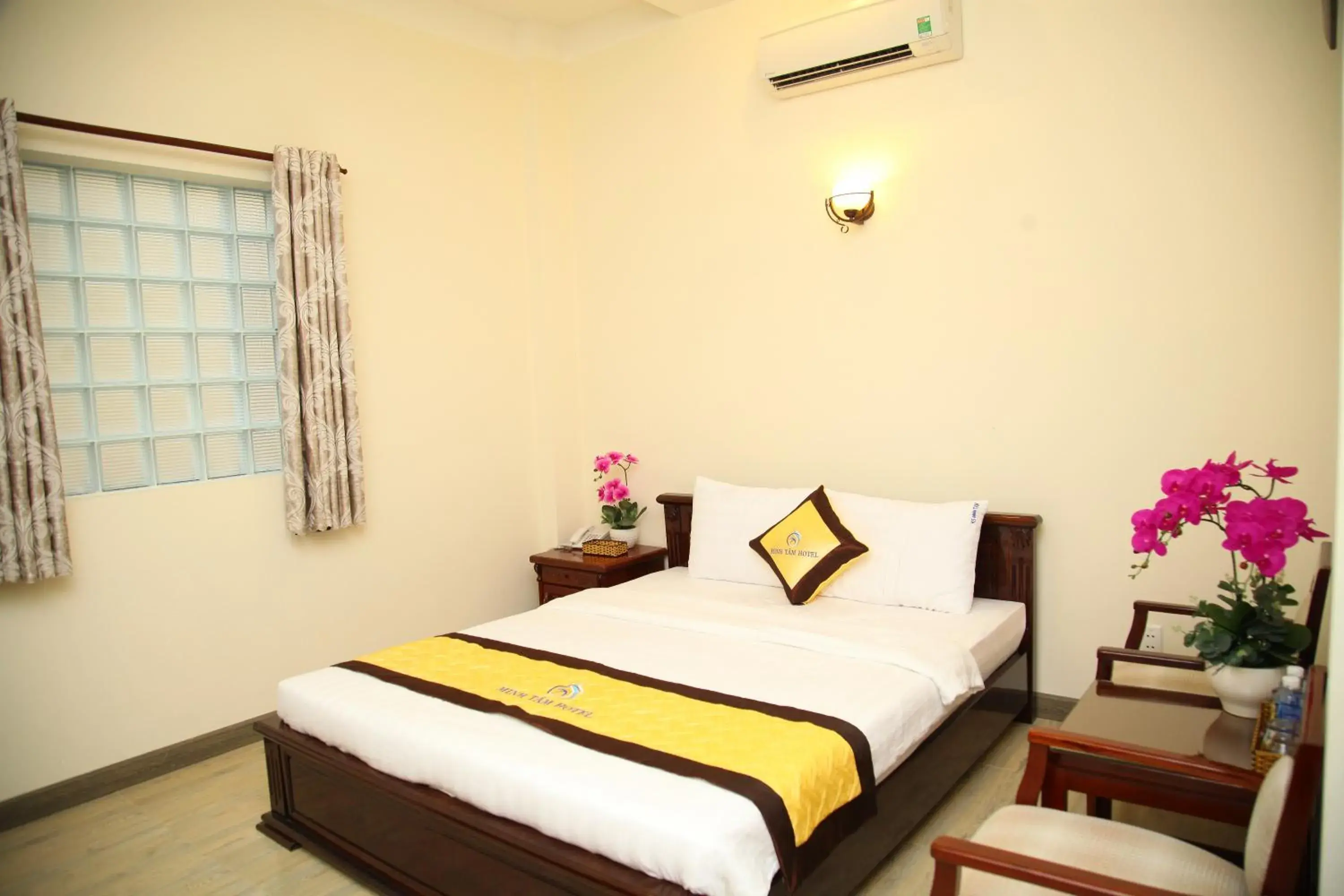 Superior Double Room in Minh Tam Hotel and Spa Superior Double Room in Minh Tam Hotel and Spa