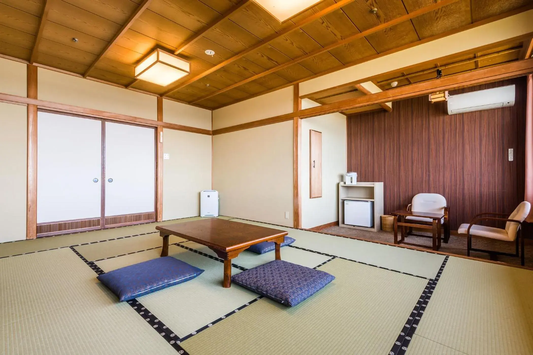 Standard Japanese-Style-Room 38 square yards - single occupancy - Non-Smoking - Shared Bathroom in Ooedo Onsen Monogatari Nagayama Standard Japanese-Style-Room 38 square yards - single occupancy - Non-Smoking - Shared Bathroom in Ooedo Onsen Monogatari Nagayama